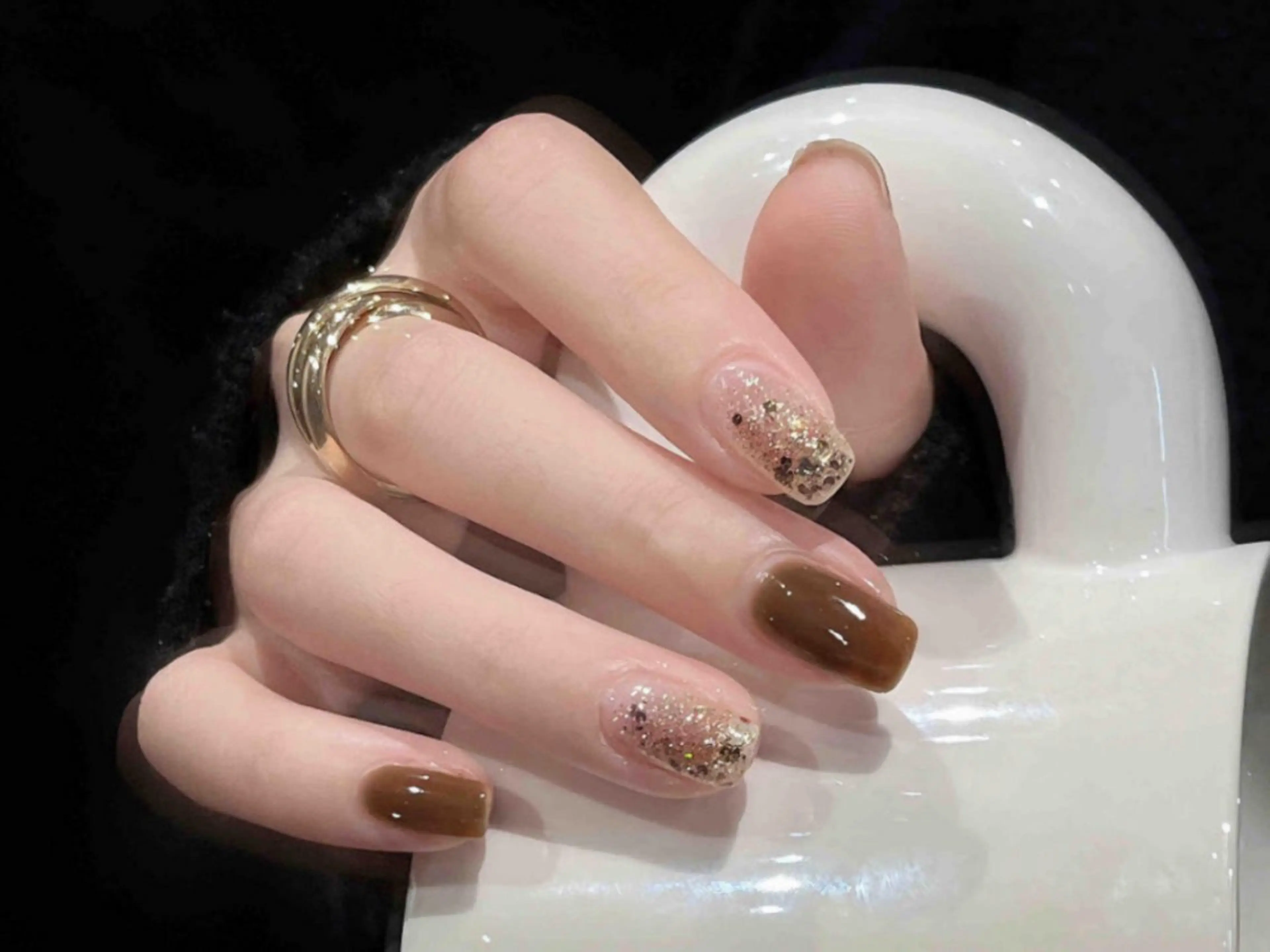 ネイル 長さ出し フットネイル フレンチネイル ジェルネイル ガラスフレンチ More Glam Nailsalon 大宮東口店 ～韓国ネイル・ワンホンネイル・スカルプネイル～所属・大宮 愛のネイルデザイン