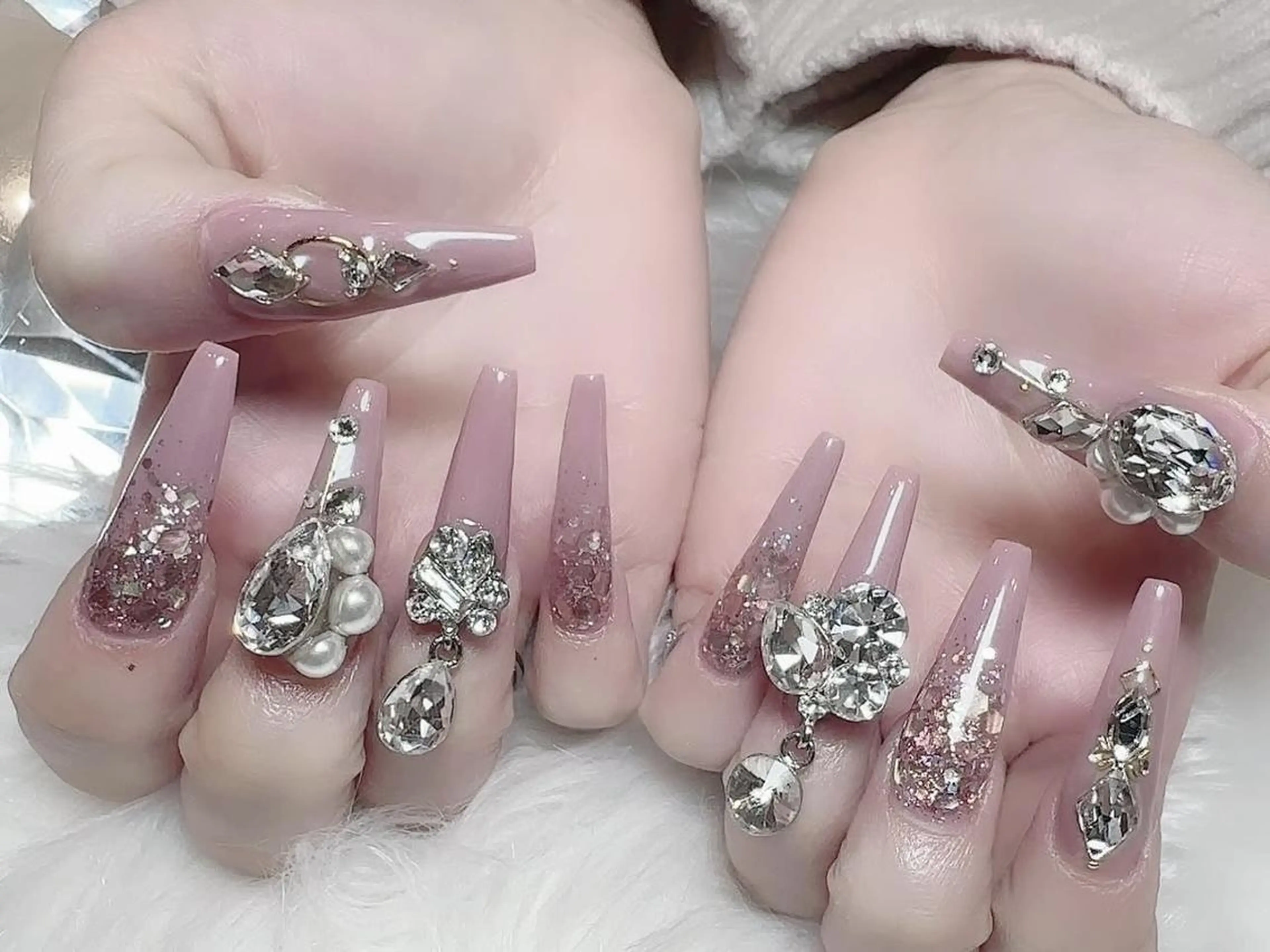 メンズ ネイル メンズ韓国風 アートネイル フレンチネイル ジェルネイル キラキラネイル ハンドネイル フットネイル Bloom kabukiのネイルデザイン