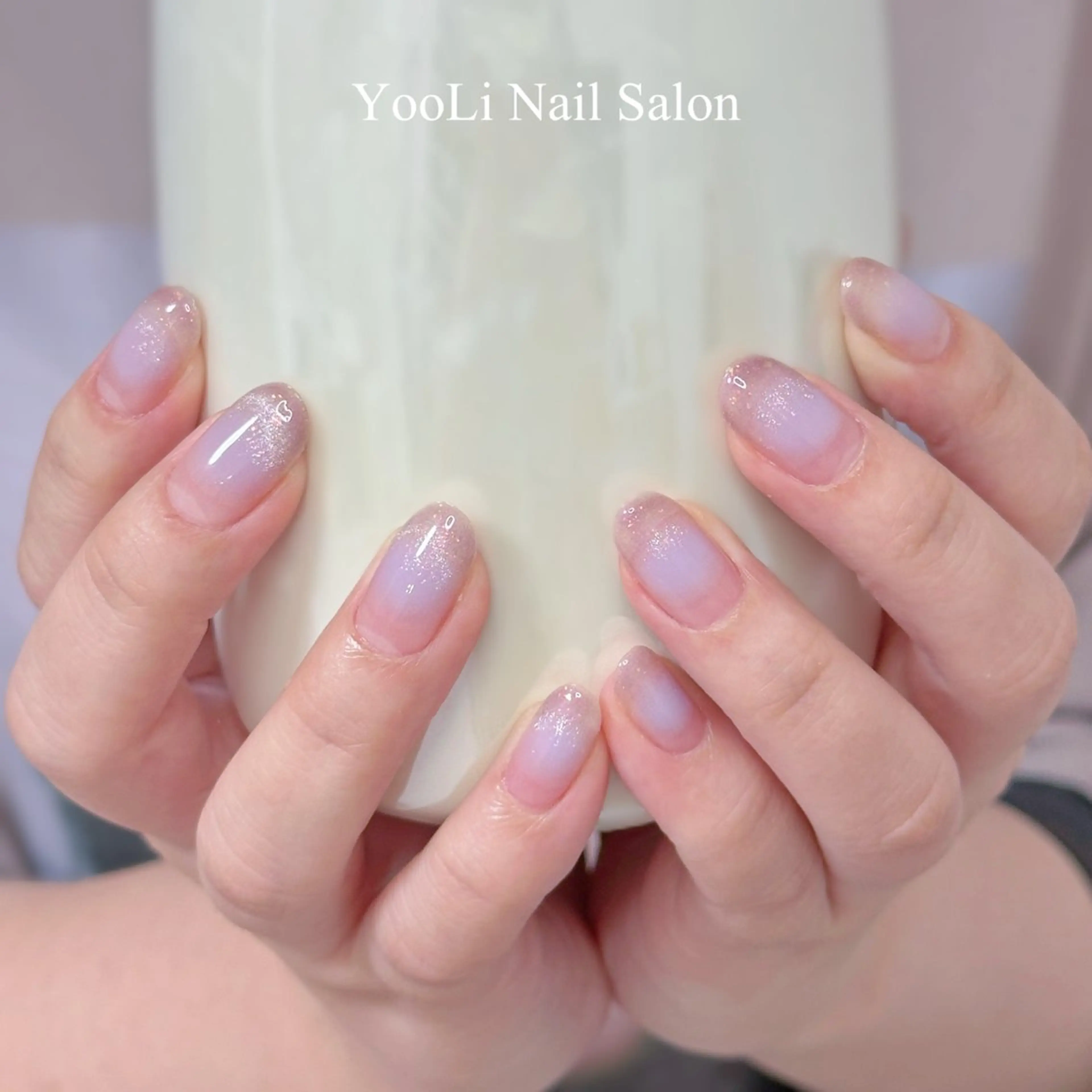 ネイル オーロラネイル チークネイル フレンチネイル ガラスフレンチ グラデーション 🎀 あやのネイルデザイン