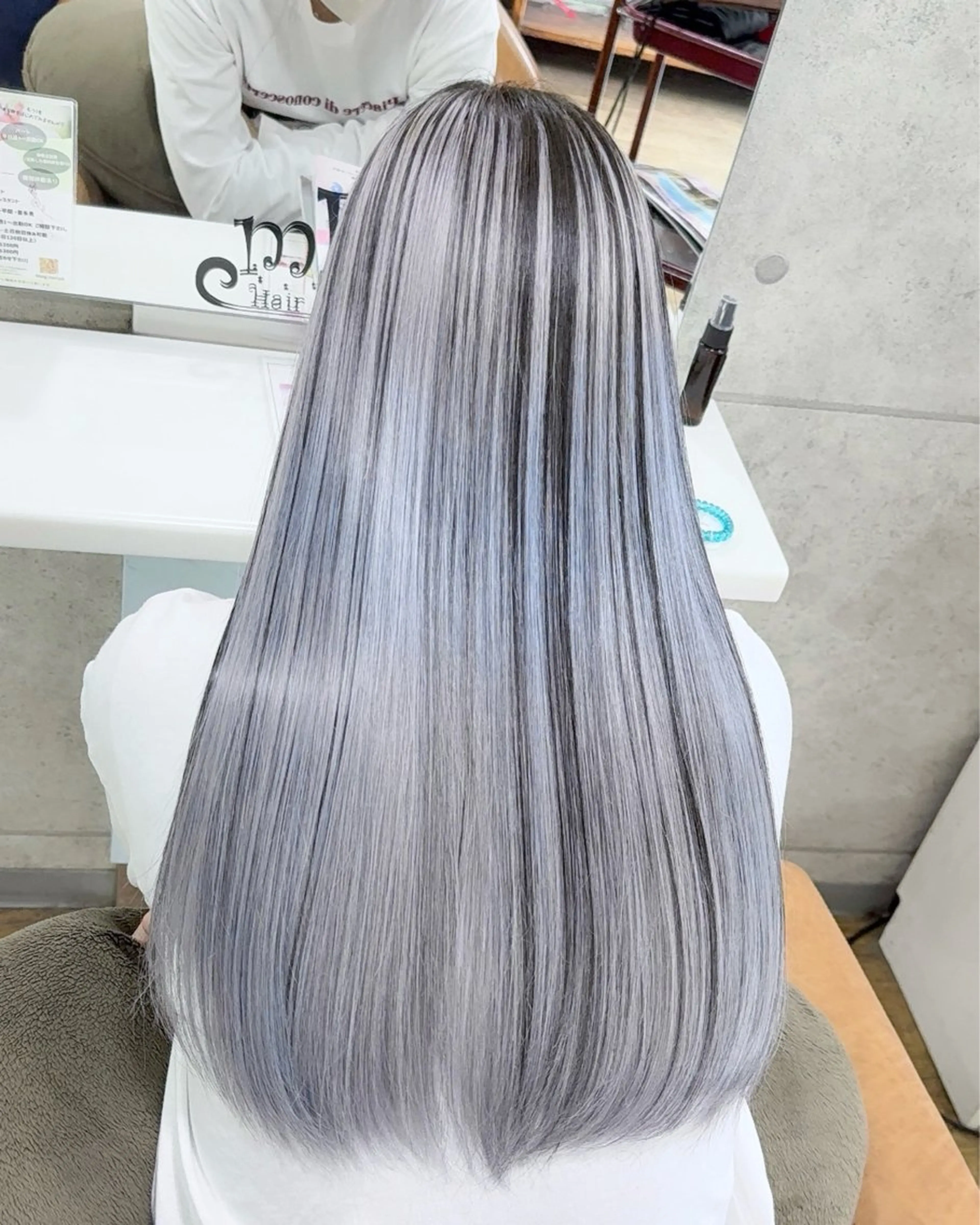 ロング カラー ヘアカラー トリートメント mEg hair creation川崎矢向店所属・レイヤー/ブリーチ/ 艶カラー/アトムのヘアスタイル