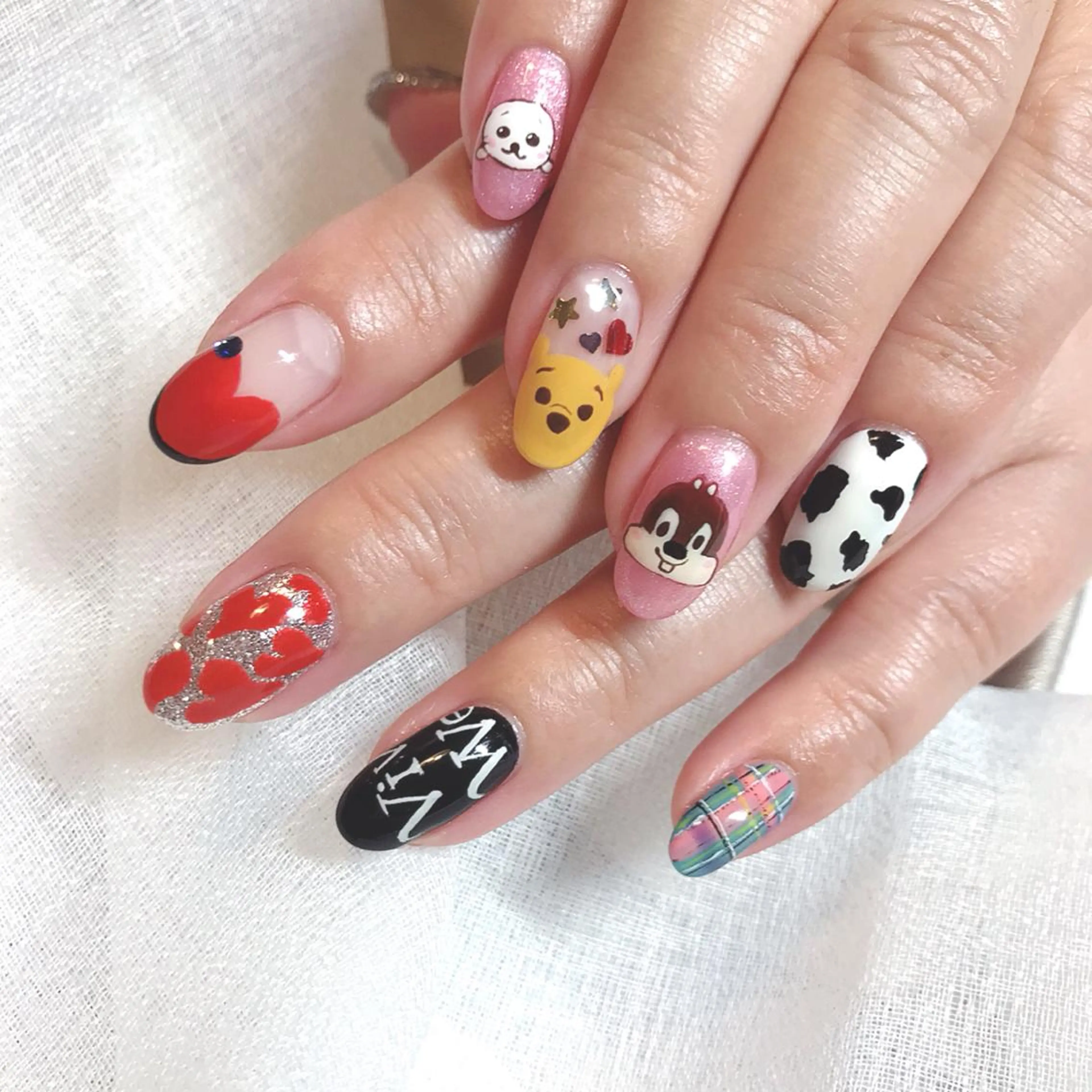 ネイル NAILST Naomiのネイルデザイン
