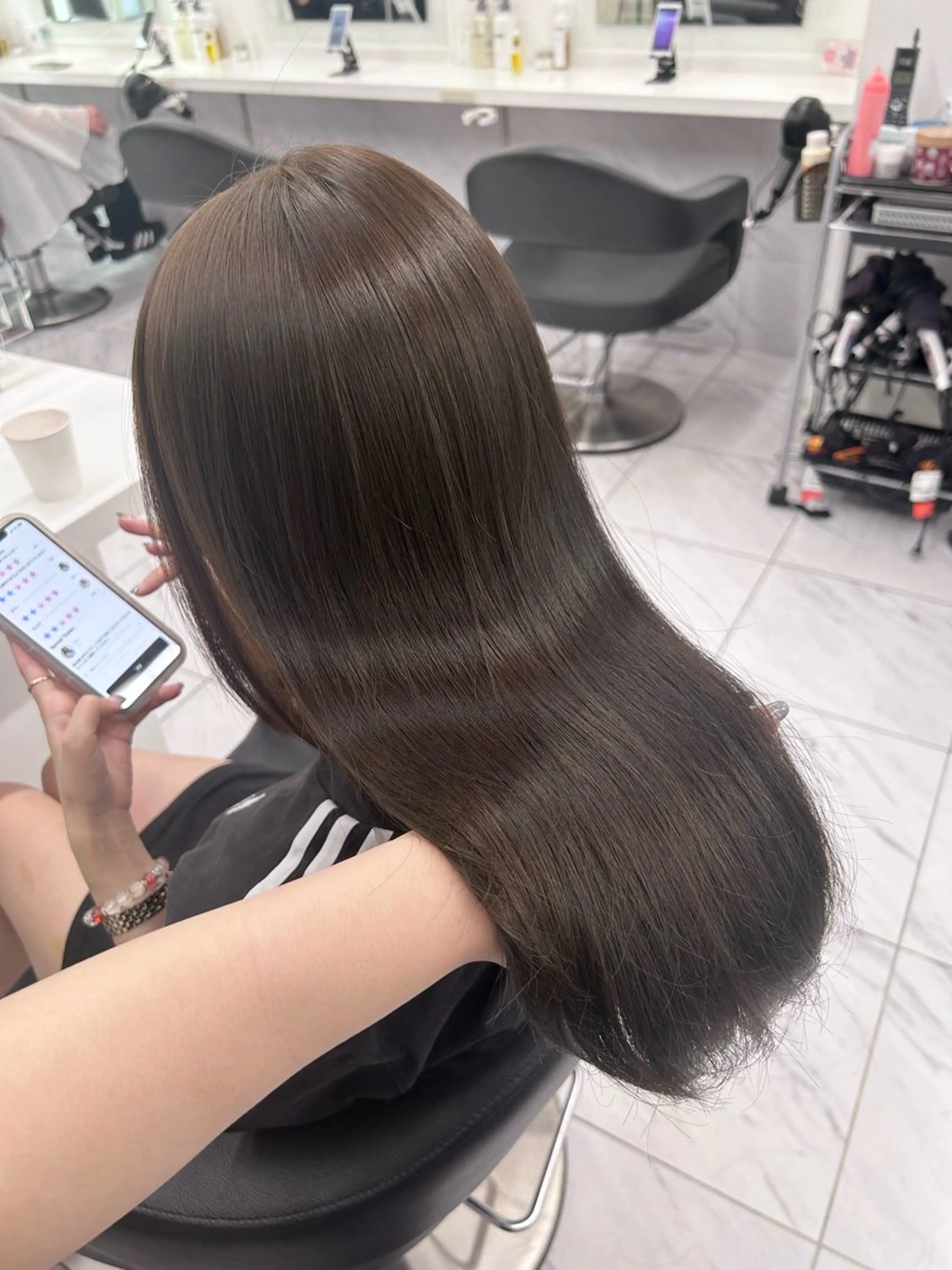 ロング カラー パーマ ヘアアレンジ メンズ キッズ ブリーチなしカラー/ ブラウン/レイヤーのヘアスタイル