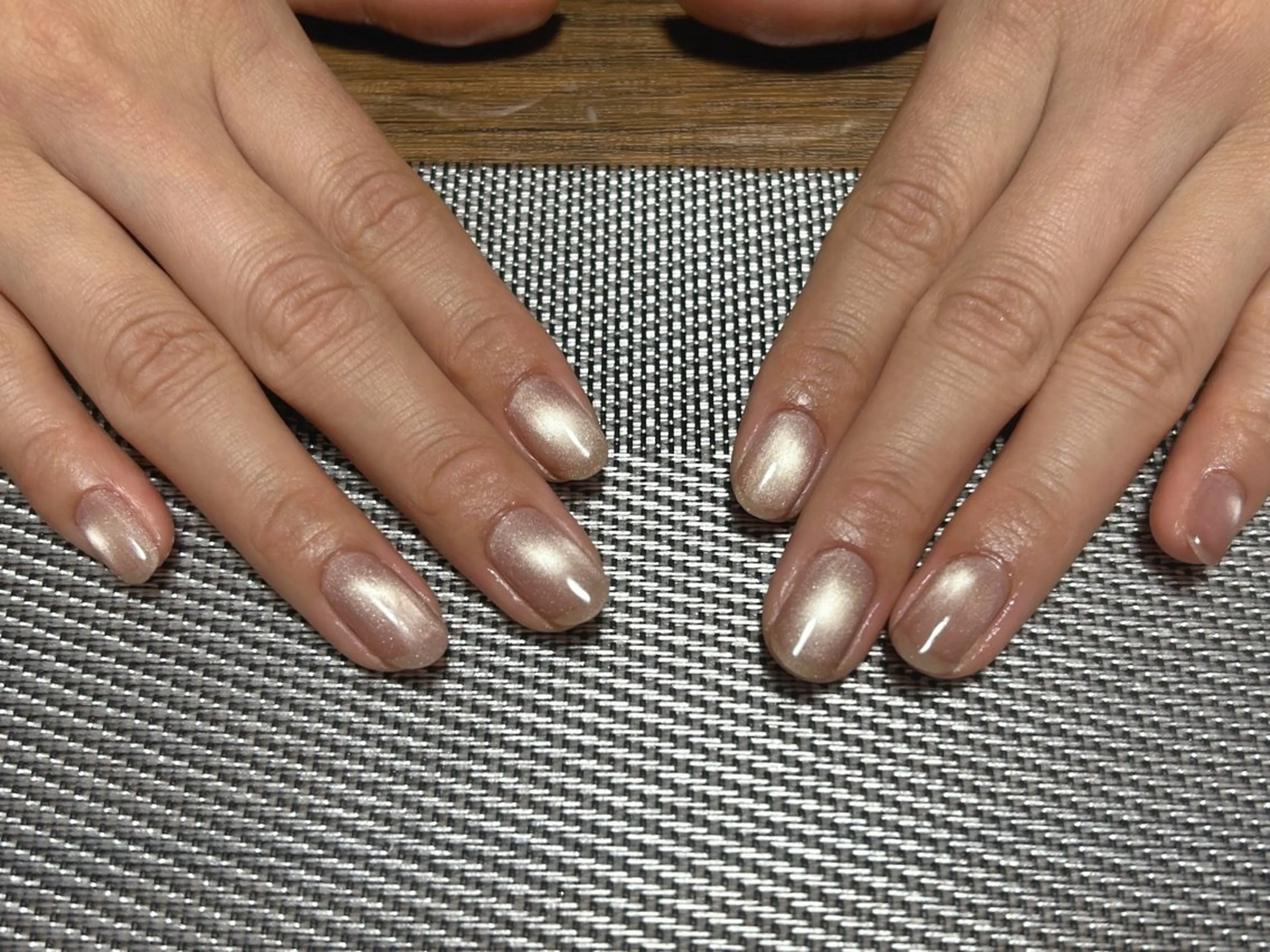 ネイル マグネットネイル シンプルネイル ハンドネイル i nailのネイルデザイン