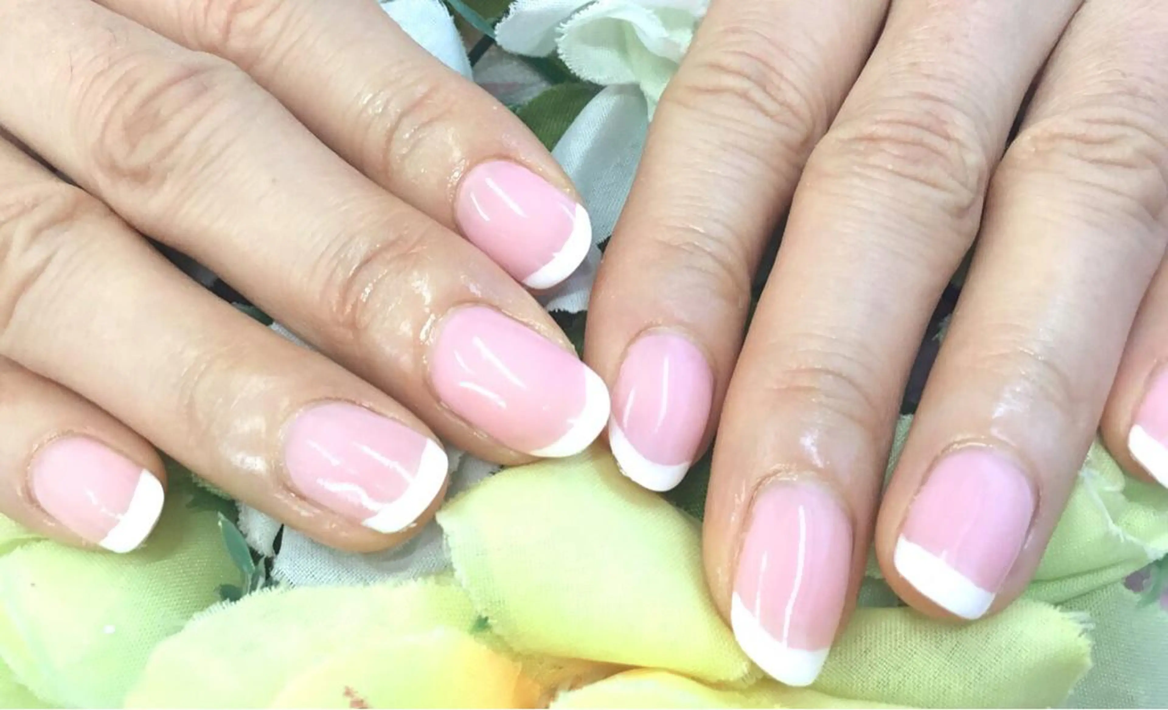ネイル e.nail所属・和賀井 恵理のネイルデザイン