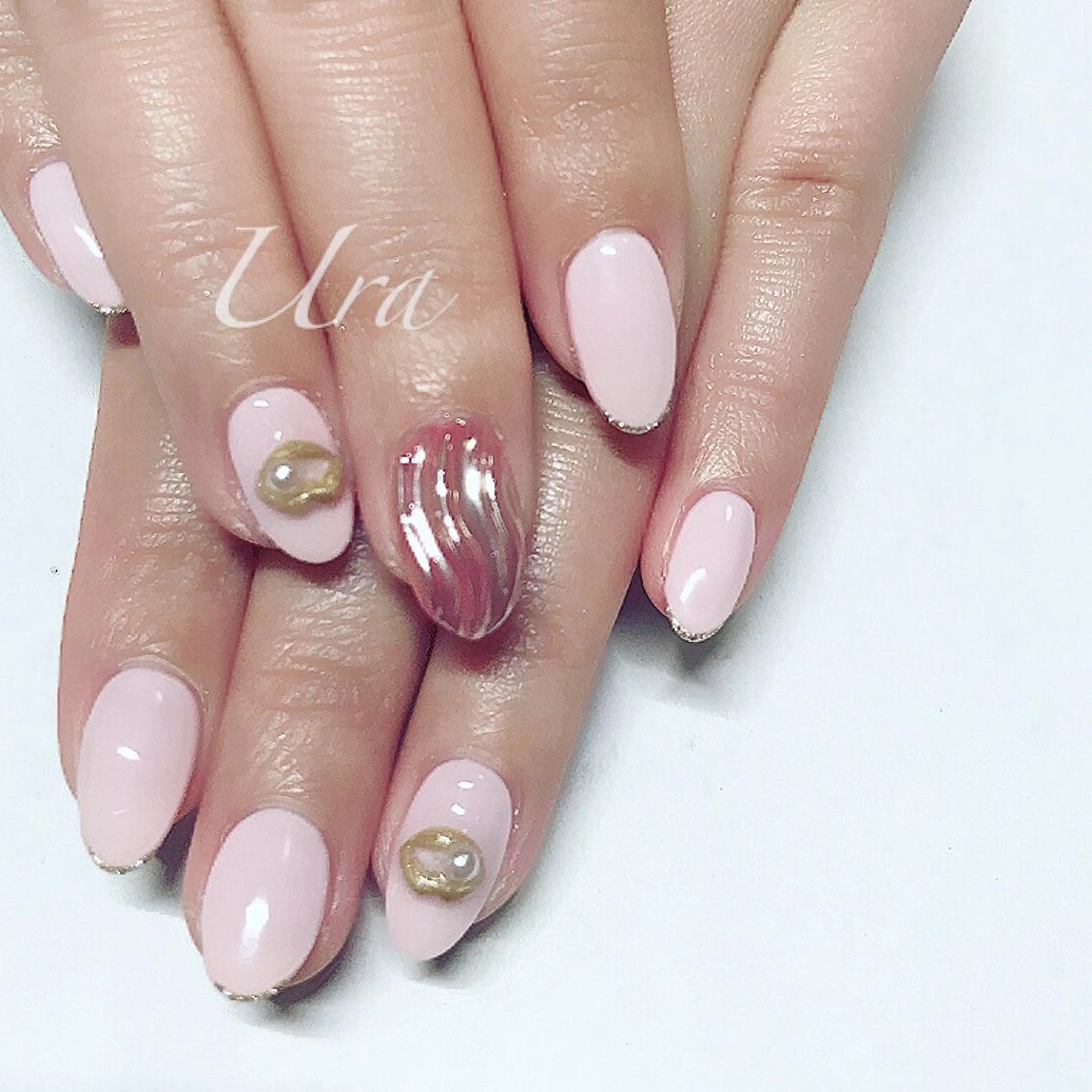 ネイル UrakoNail 《nail》のネイルデザイン