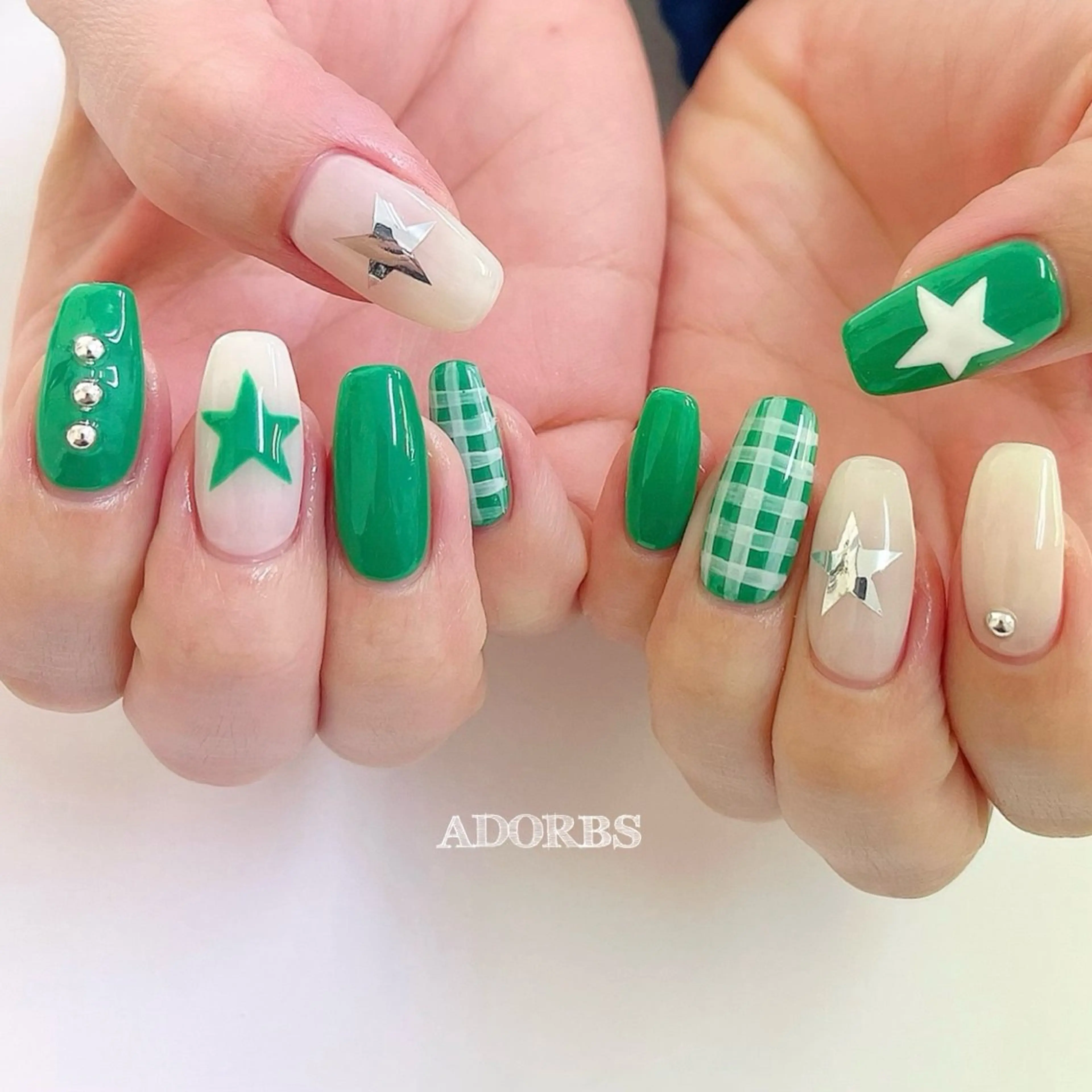 ネイル ハンドネイル ADORBS ✩上福岡のネイルデザイン