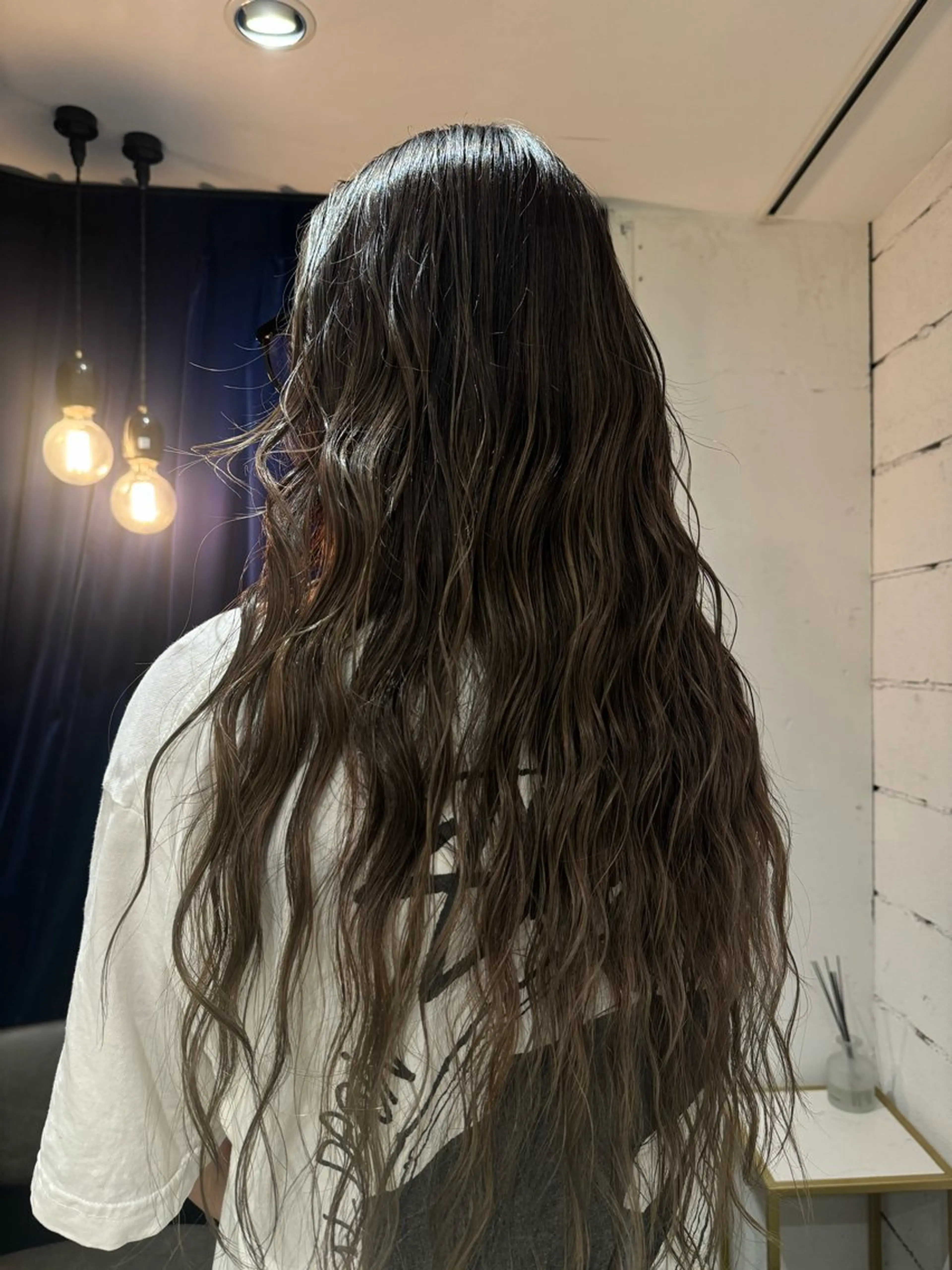 カラー グラデーションカラー グレージュ オリーブグレージュ オリーブグレー soto.所属・HARUHI 銀座 美容師౨ৎ⋆˚のヘアスタイル