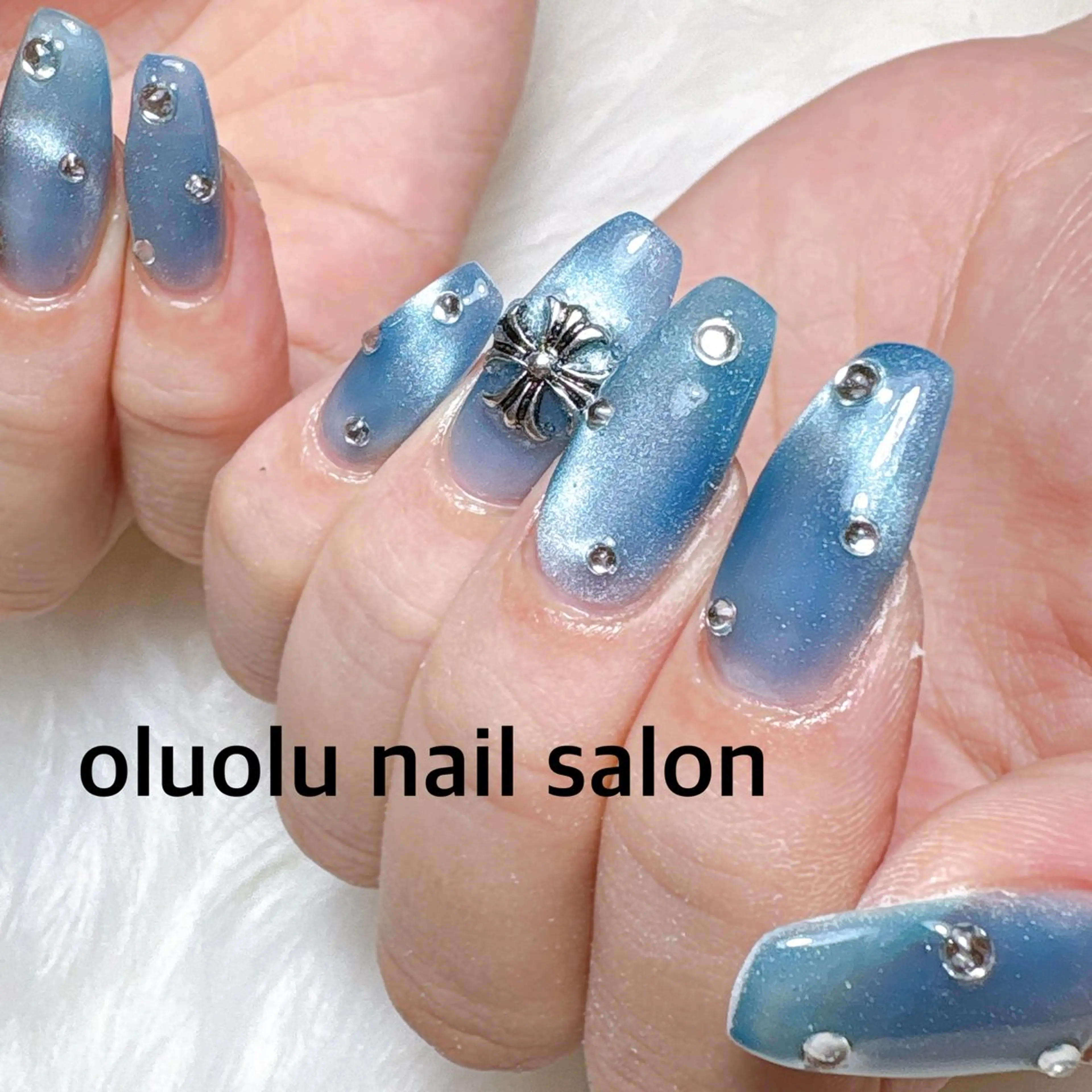 ネイル ブルー ロングネイル スカルプネイル oluolu nailsalonのネイルデザイン