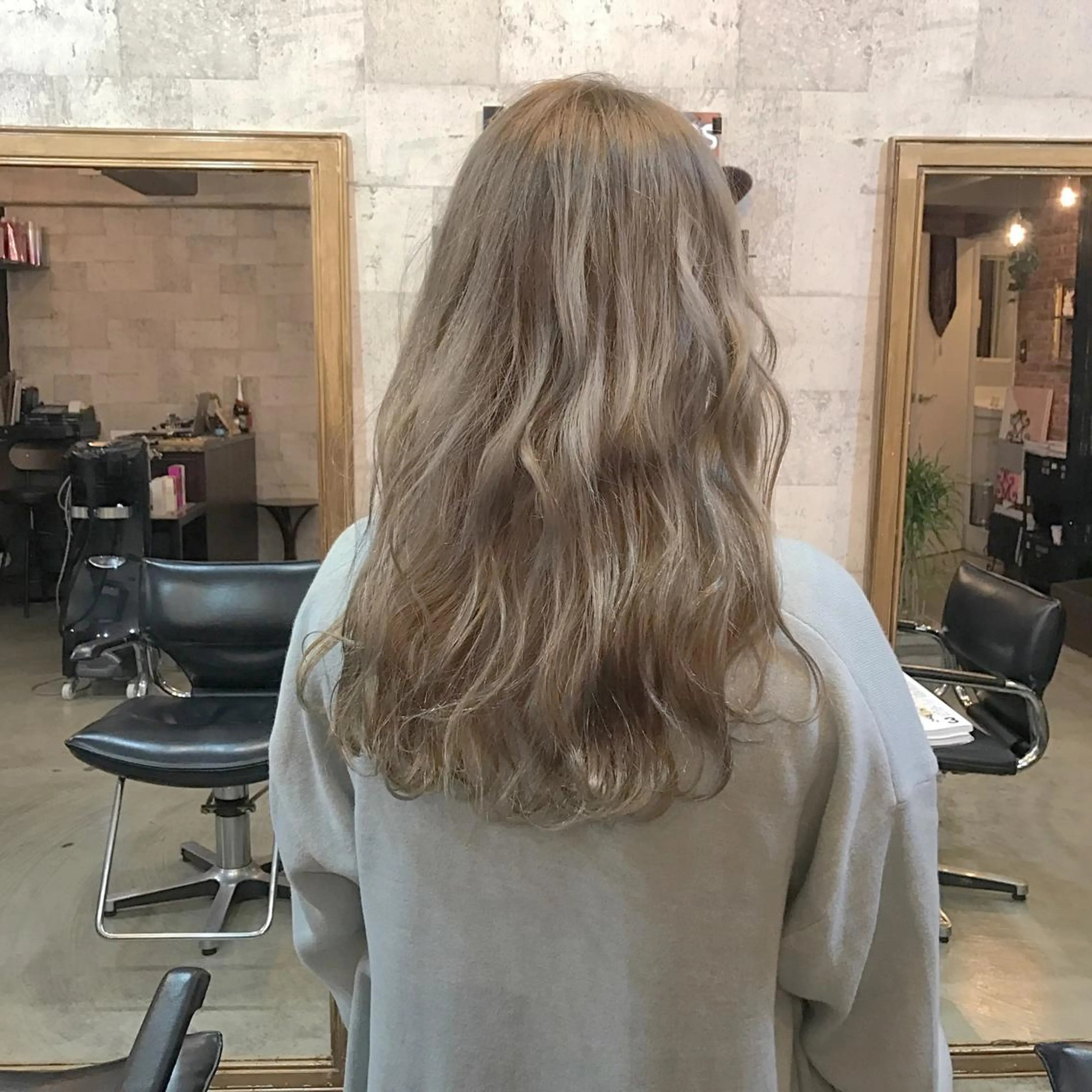 ロング カラー アッシュ ダブルカラー インナーカラー/天神 ブリーチ/吉田のヘアスタイル