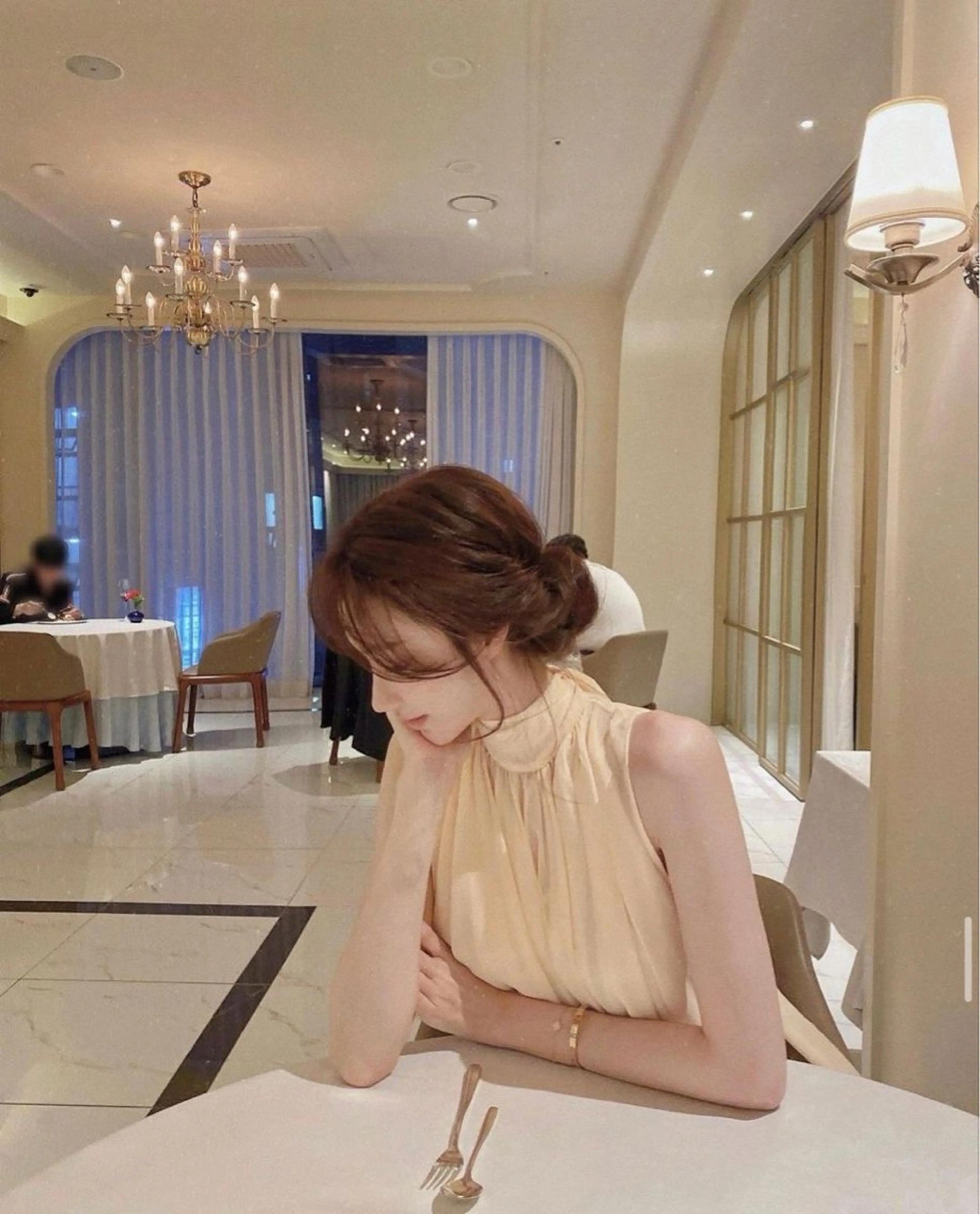 セミロング カラー カット ヘアカラー トリートメント 莉乃/縮毛矯正/髪質 改善/艶カラーのヘアスタイル