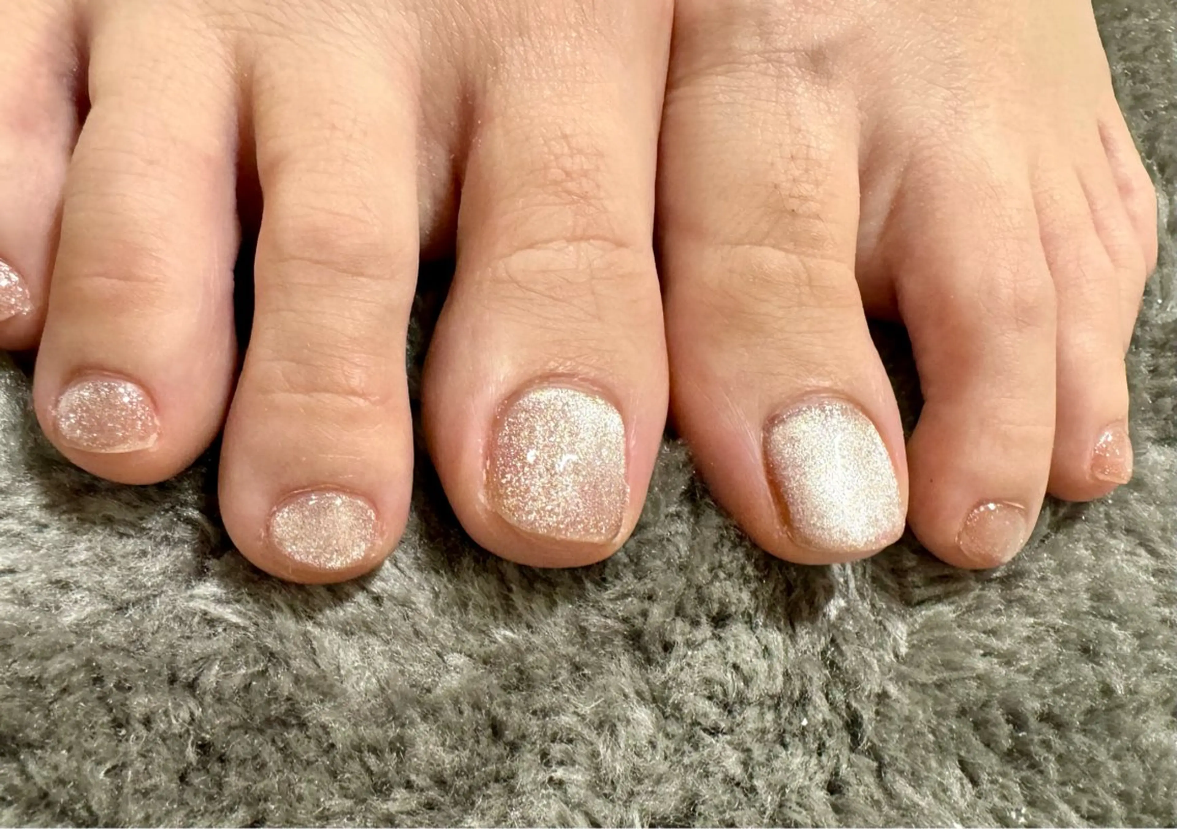 【9/23限定価格⭐️】フット🦶🏻ワンカラーorマグネットorフラッシュ/オフあり🍑の写真