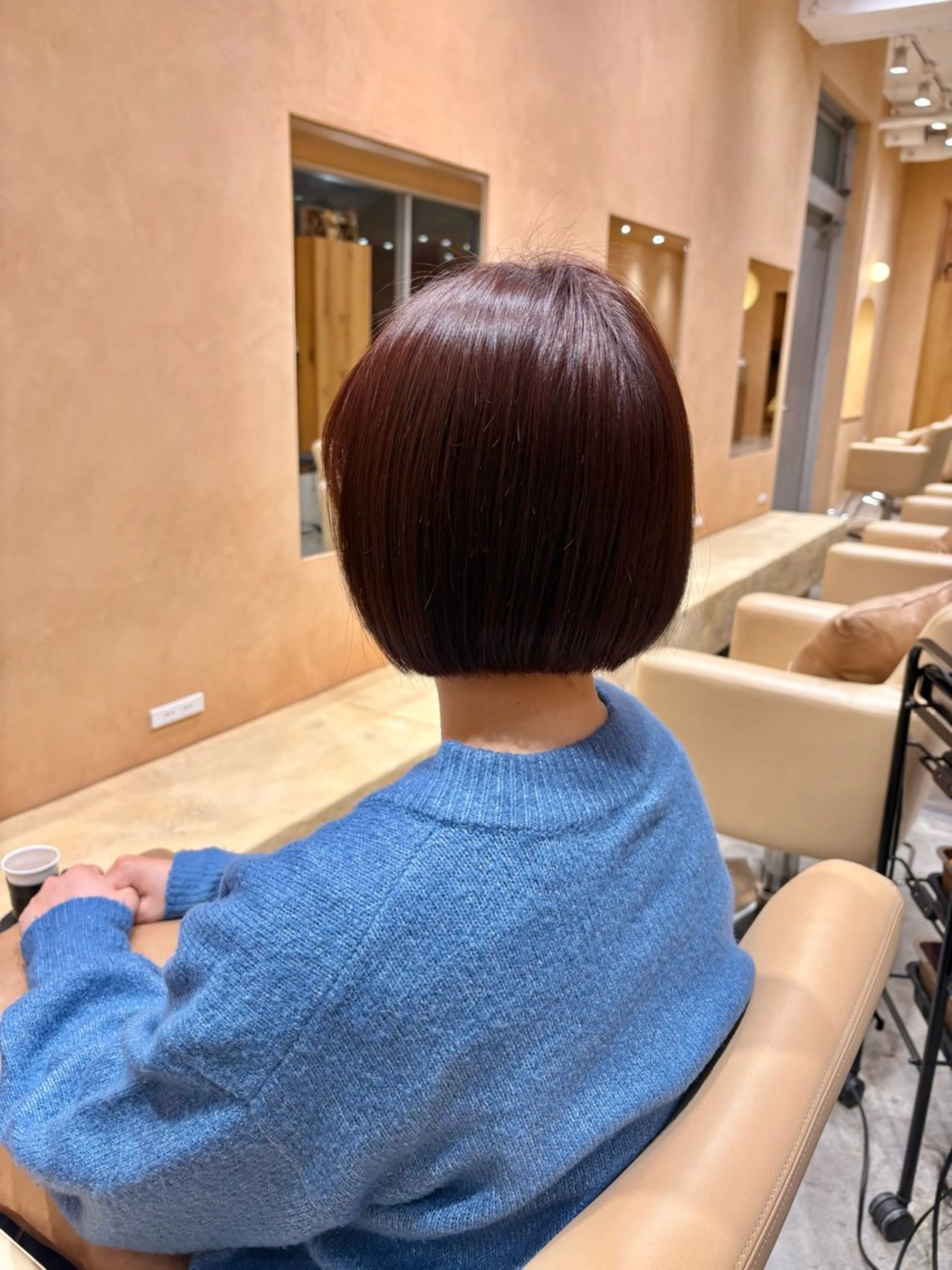 ショート ピンクブラウン ボブ カット ヘアカラー hairmakeONE 009所属・ONE009 ハナ🎀のヘアスタイル