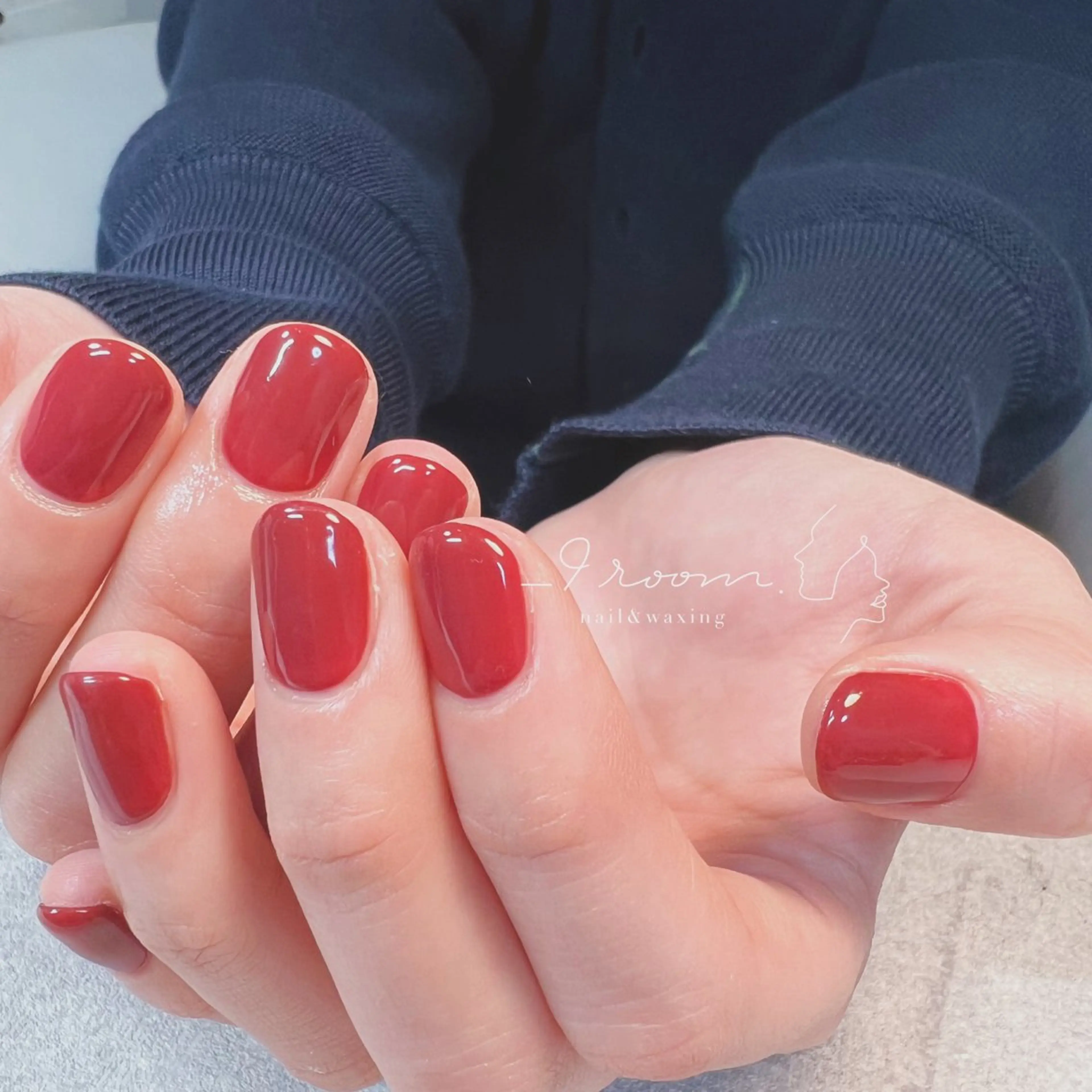 ネイル ボルドー オフィスネイル ワンカラーネイル 赤色 シンプルネイル _9 room. Yoshimiのネイルデザイン