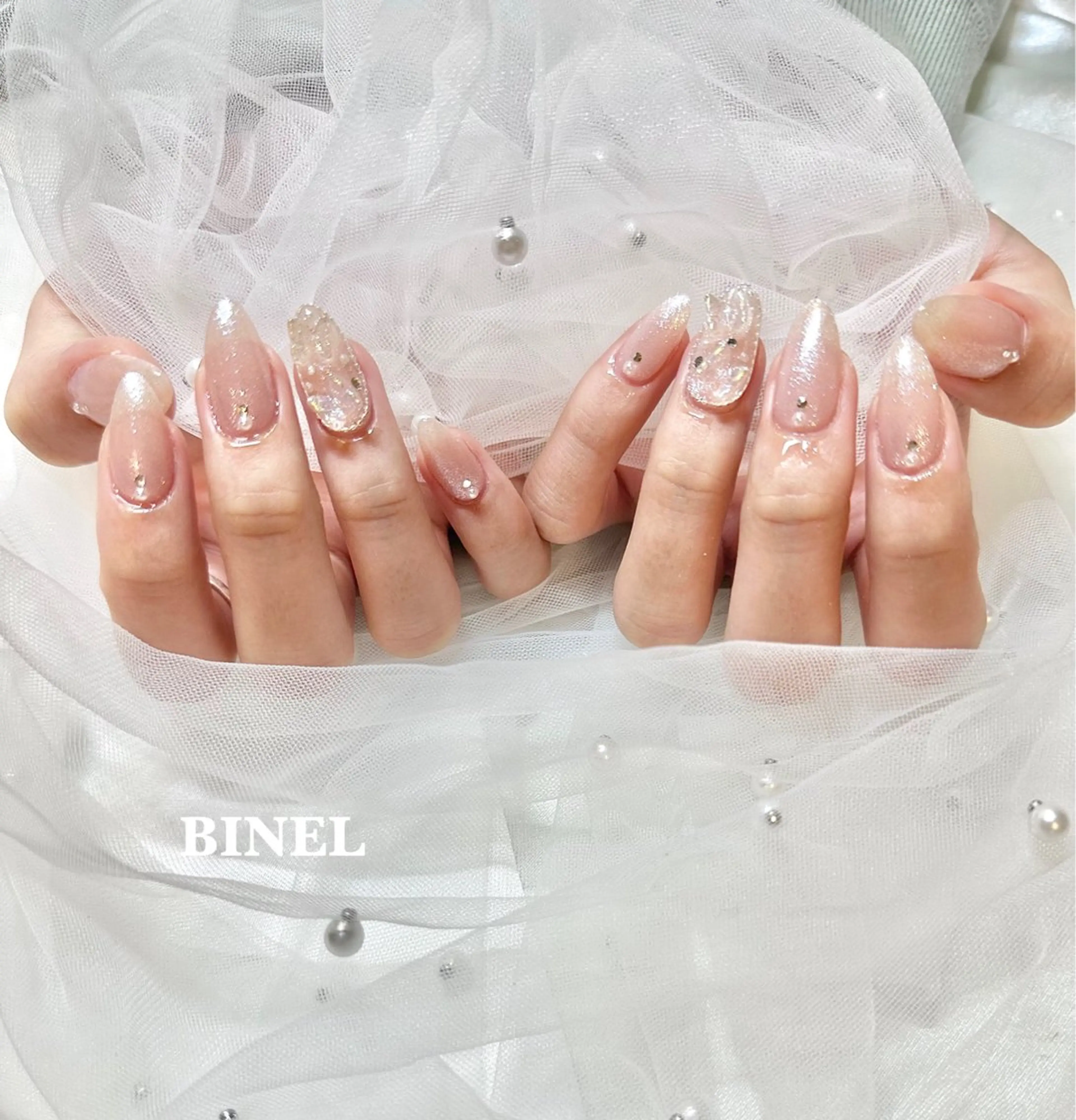 ネイル BINEL REINAのネイルデザイン