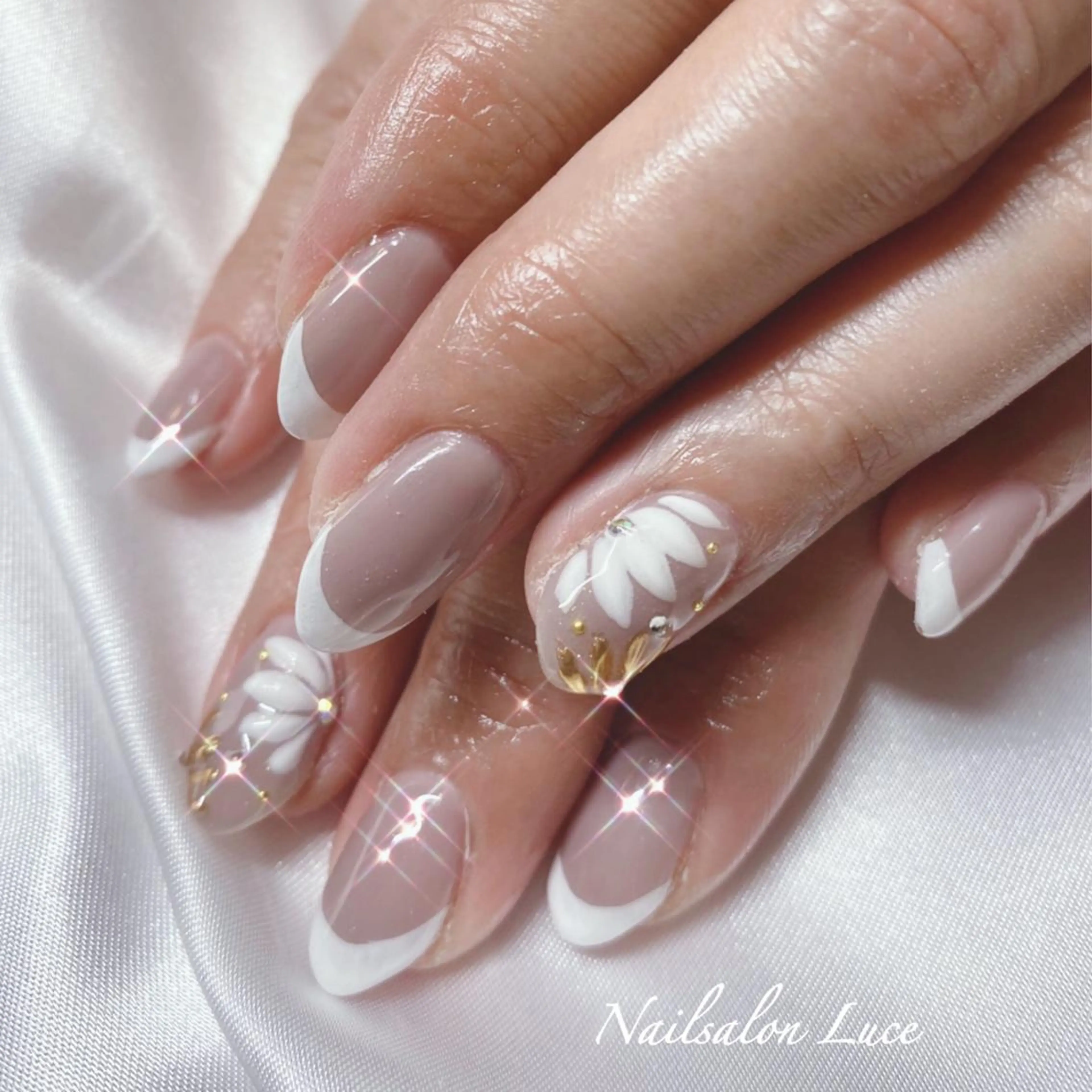 ネイル フラワーネイル フレンチネイル ジェルネイル ワンカラーネイル ネイル& 脱毛サロン　Lのマツエク・マツパデザイン