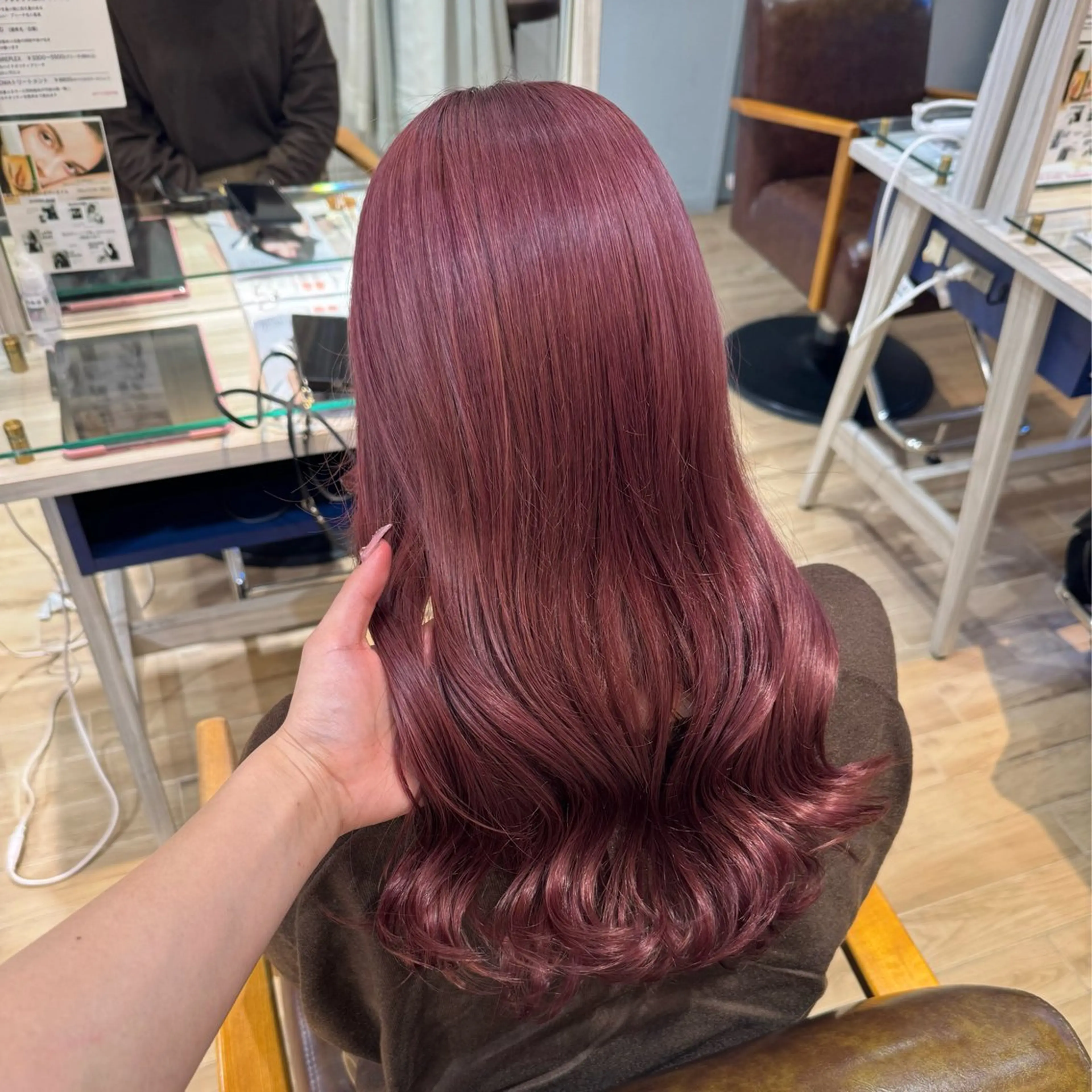 ロング カラー ブリーチ ヘアカラー トリートメント 🍀ブリーチ/艶カラ ー🍀 コイケのヘアスタイル