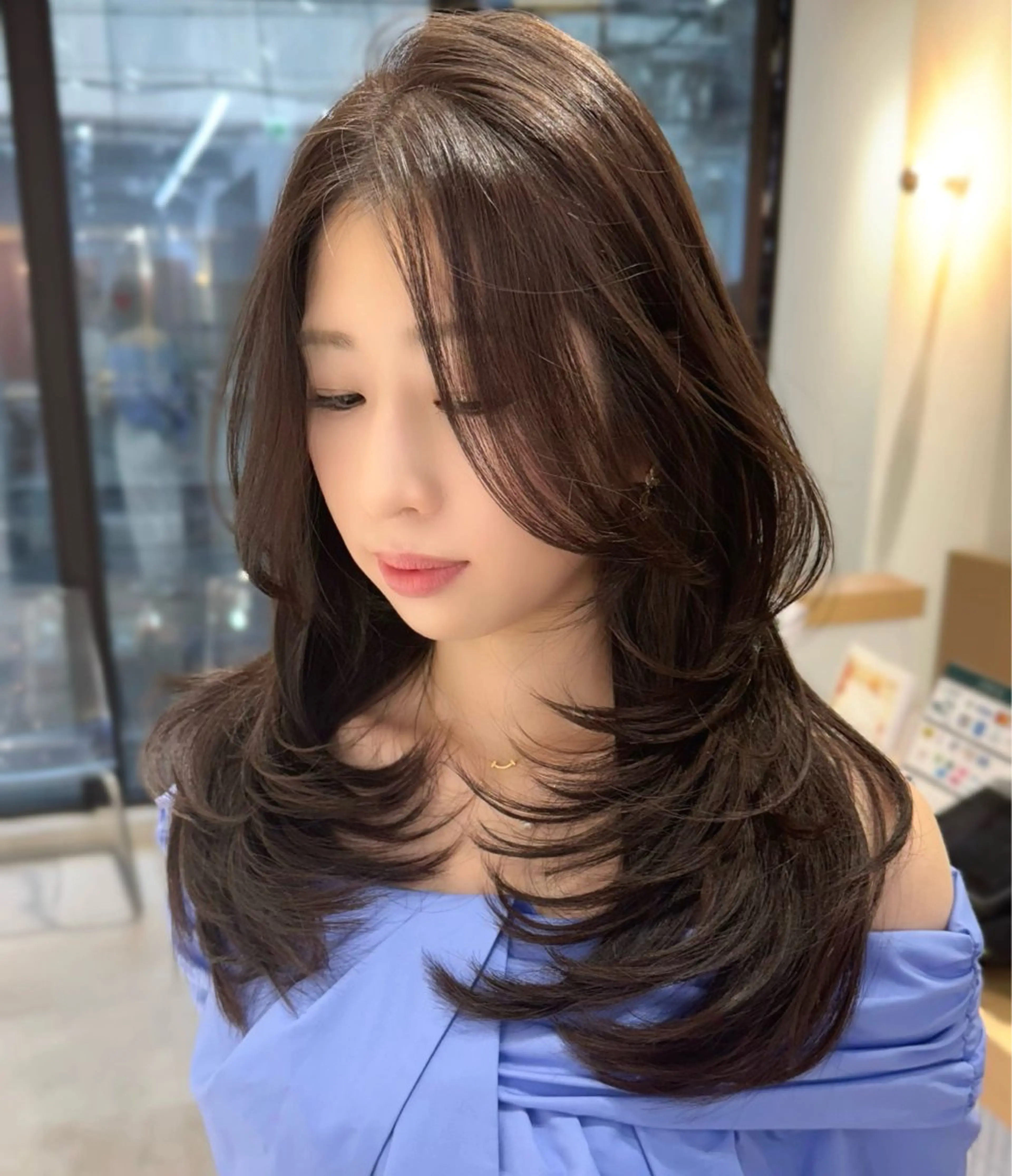 セミロング かきあげバング レイヤーカット 難波/レイヤーカット zina【辻優也】のヘアスタイル