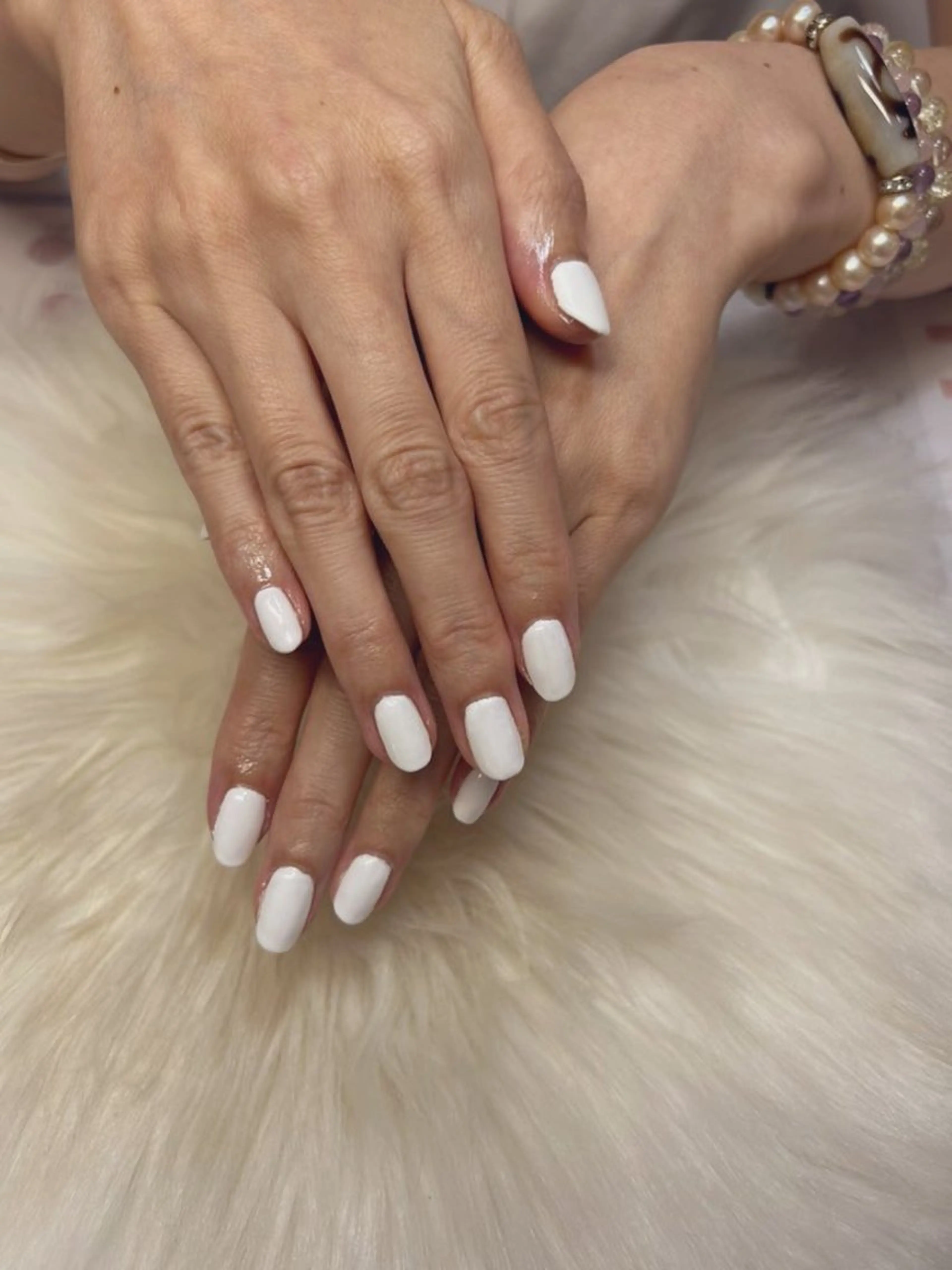 ハンドネイル Ai Amoureuseのネイルデザイン