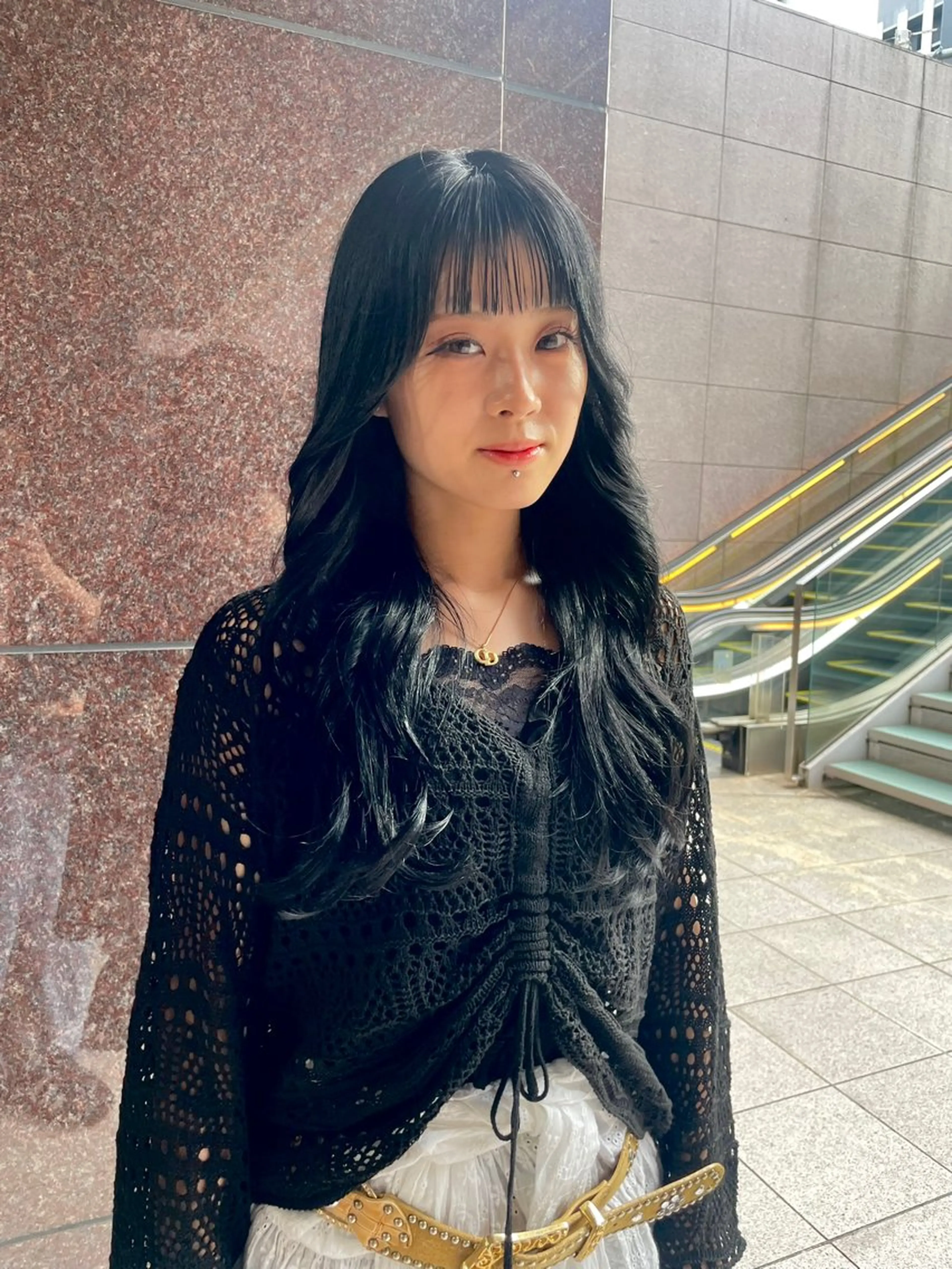 ロング カラー アッシュ ベージュカラー ブリーチ 透明感カラー ダブルカラー カット ヘアカラー レイヤー /髪質改善/ariのヘアスタイル