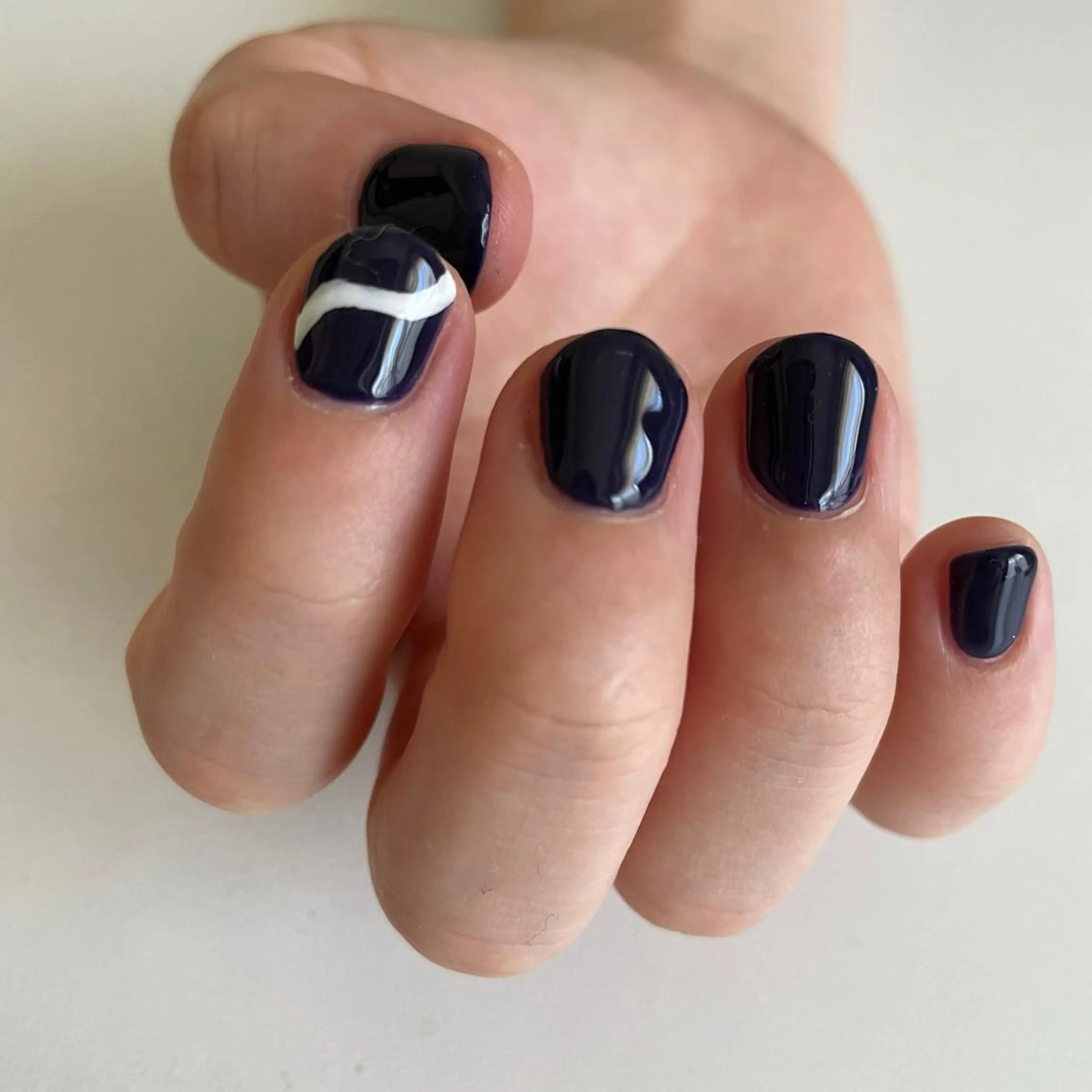 ショート ネイル ハンドネイル ilo所属・舟橋 恭子のネイルデザイン