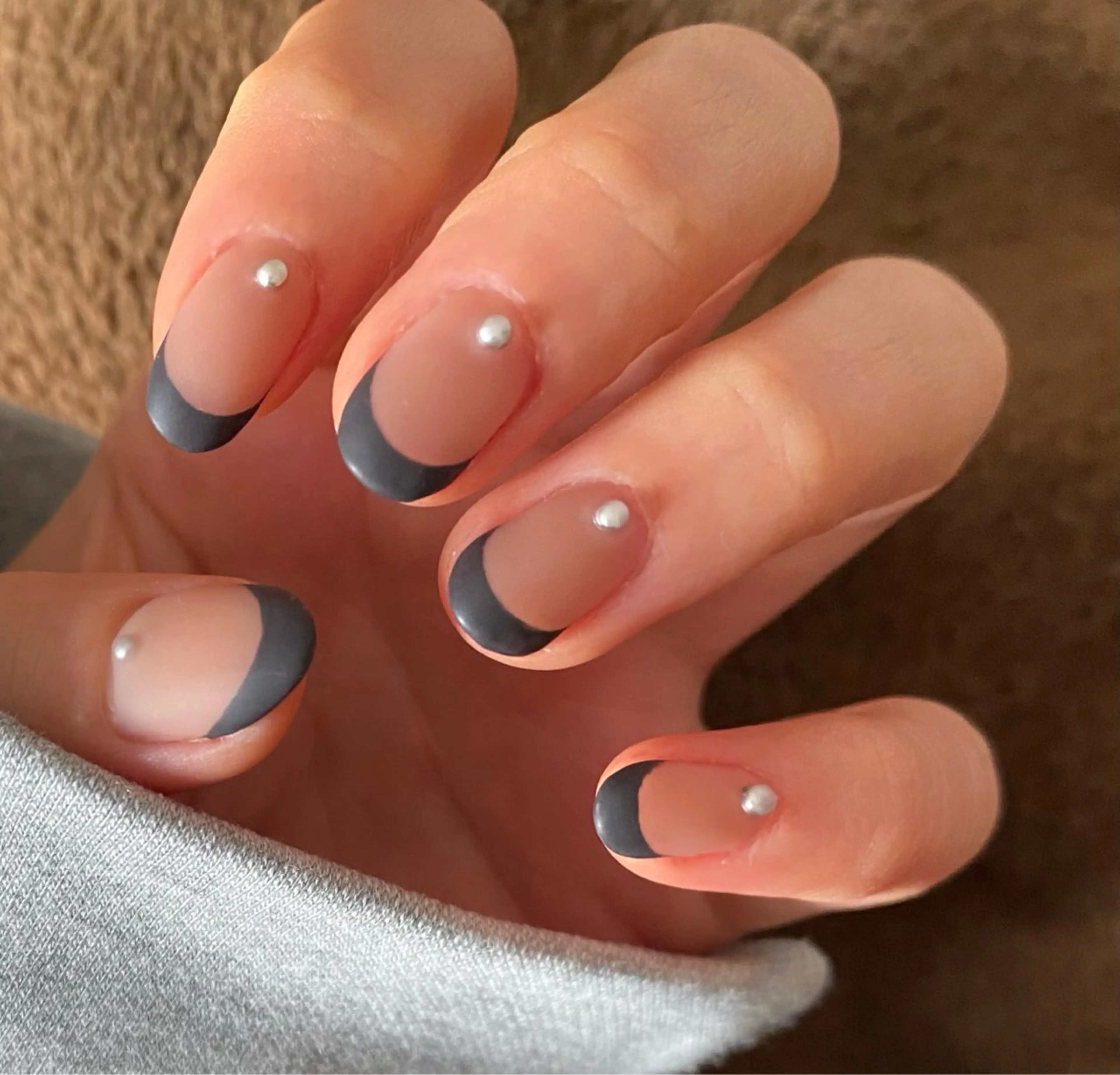 ネイル フレンチネイル マットネイル ストーンネイル ハンドネイル LAJITTO所属・LAJITTO ANJUのネイルデザイン