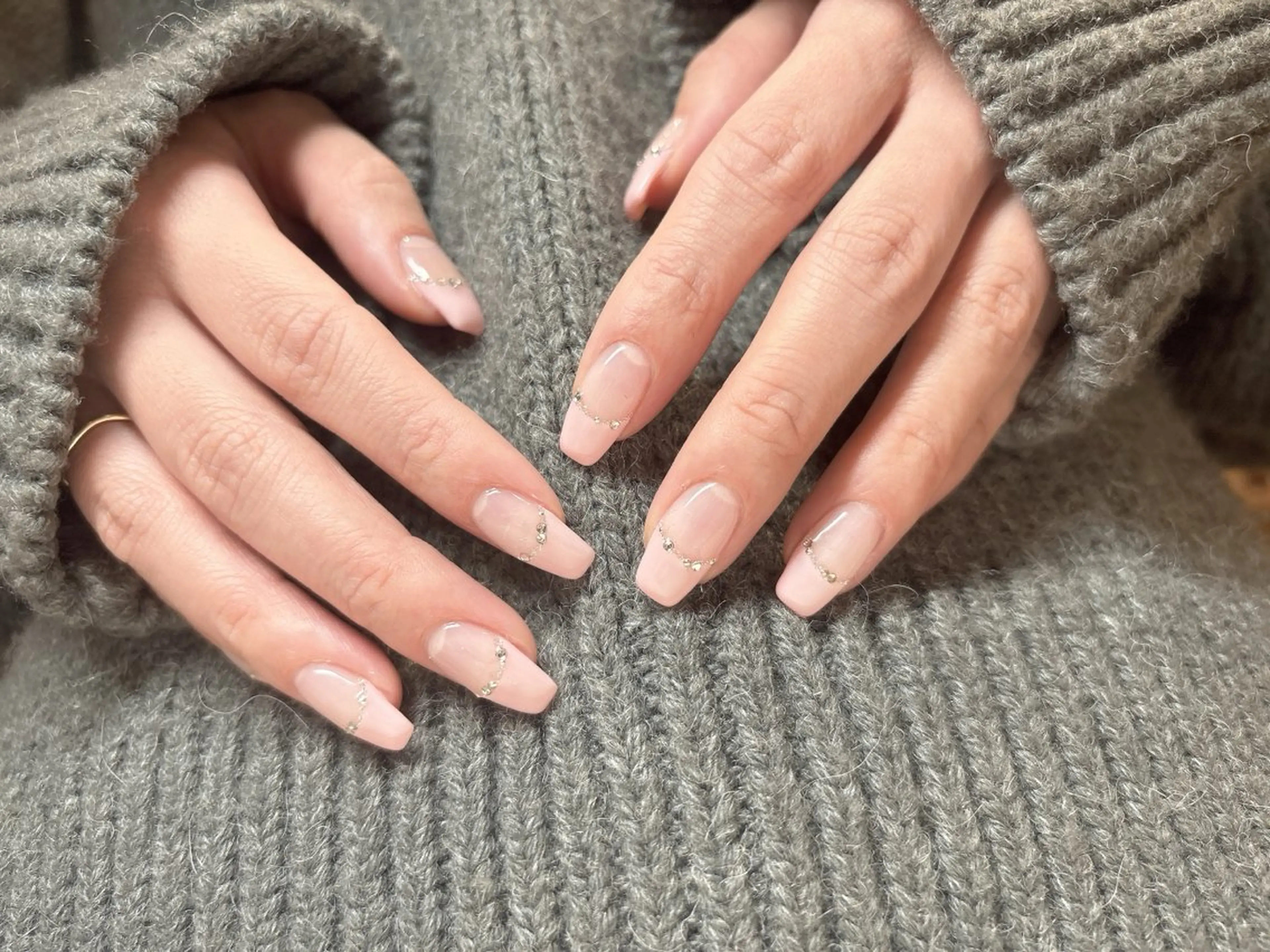 ネイル フラッシュネイル フレンチネイル ジェルネイル 持ち込み ストーンネイル ハンドネイル RAY＋beauty 豊田丸山　小島あいののネイルデザイン