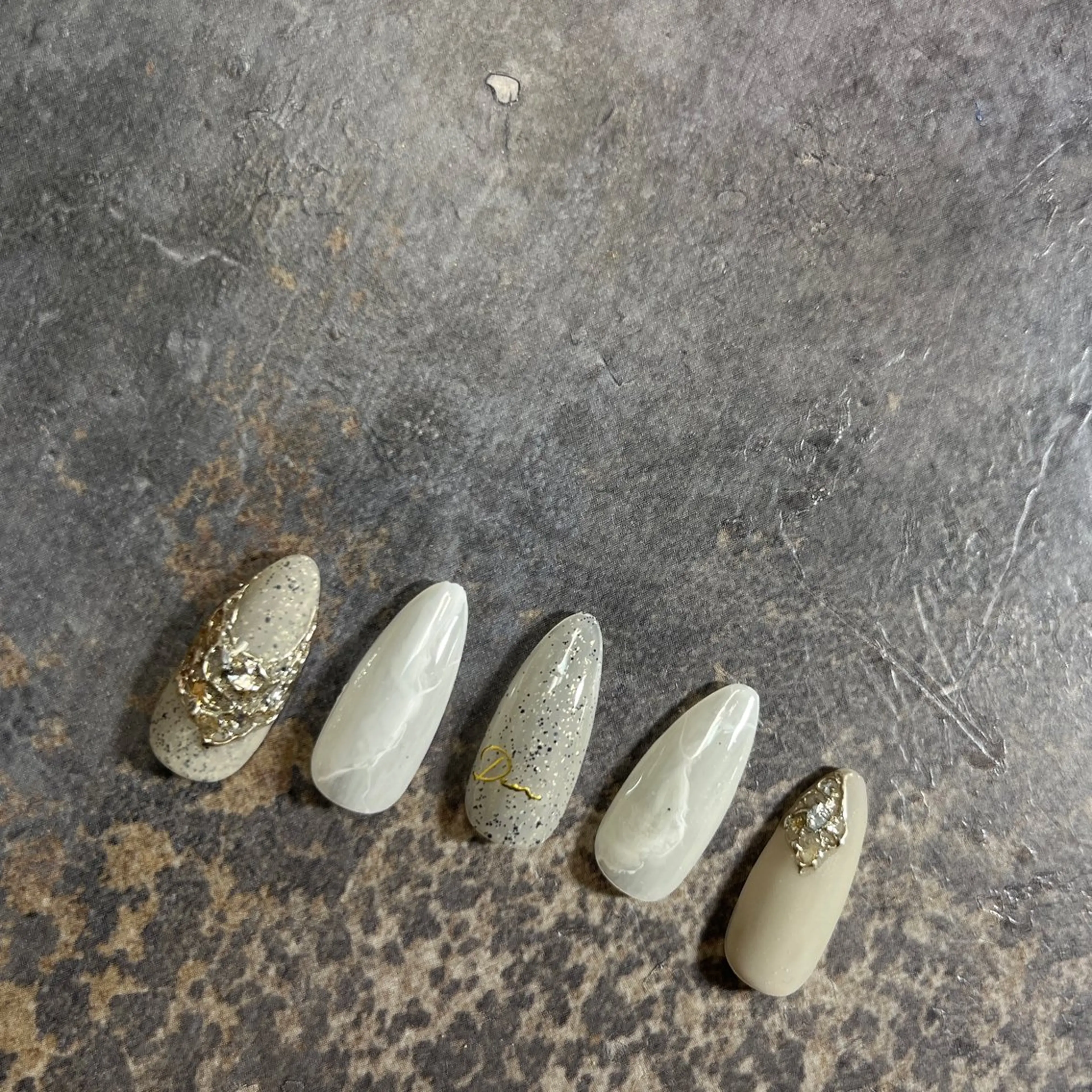 ネイル 城東区ネイルサロン carpediemのネイルデザイン