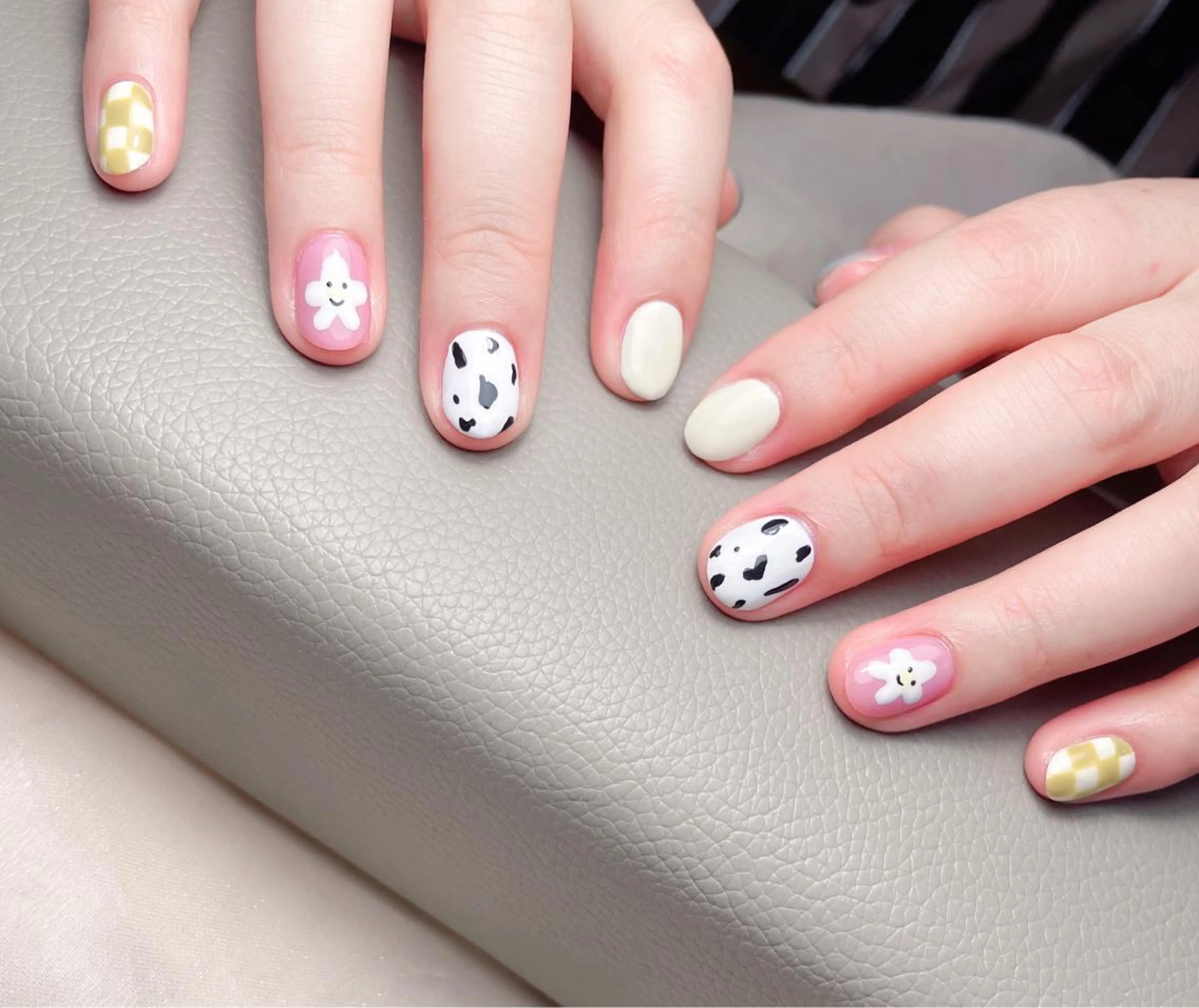 ネイル M🌷nail 長さだし専門店のネイルデザイン