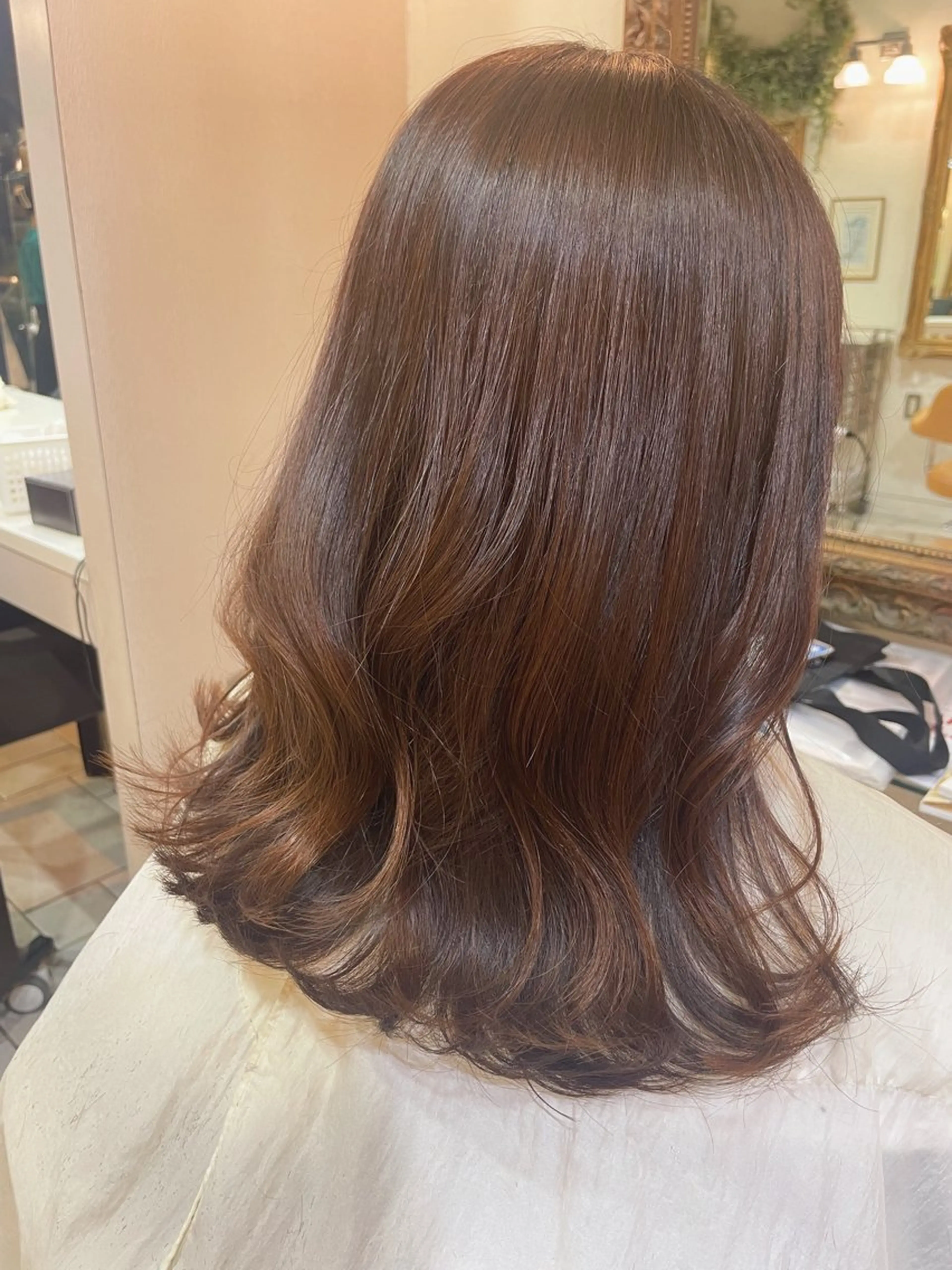 ミディアム ヘアアレンジ 韓国風ヘア 外ハネヘア Of　HAIR所属・外山 なつ美のヘアスタイル