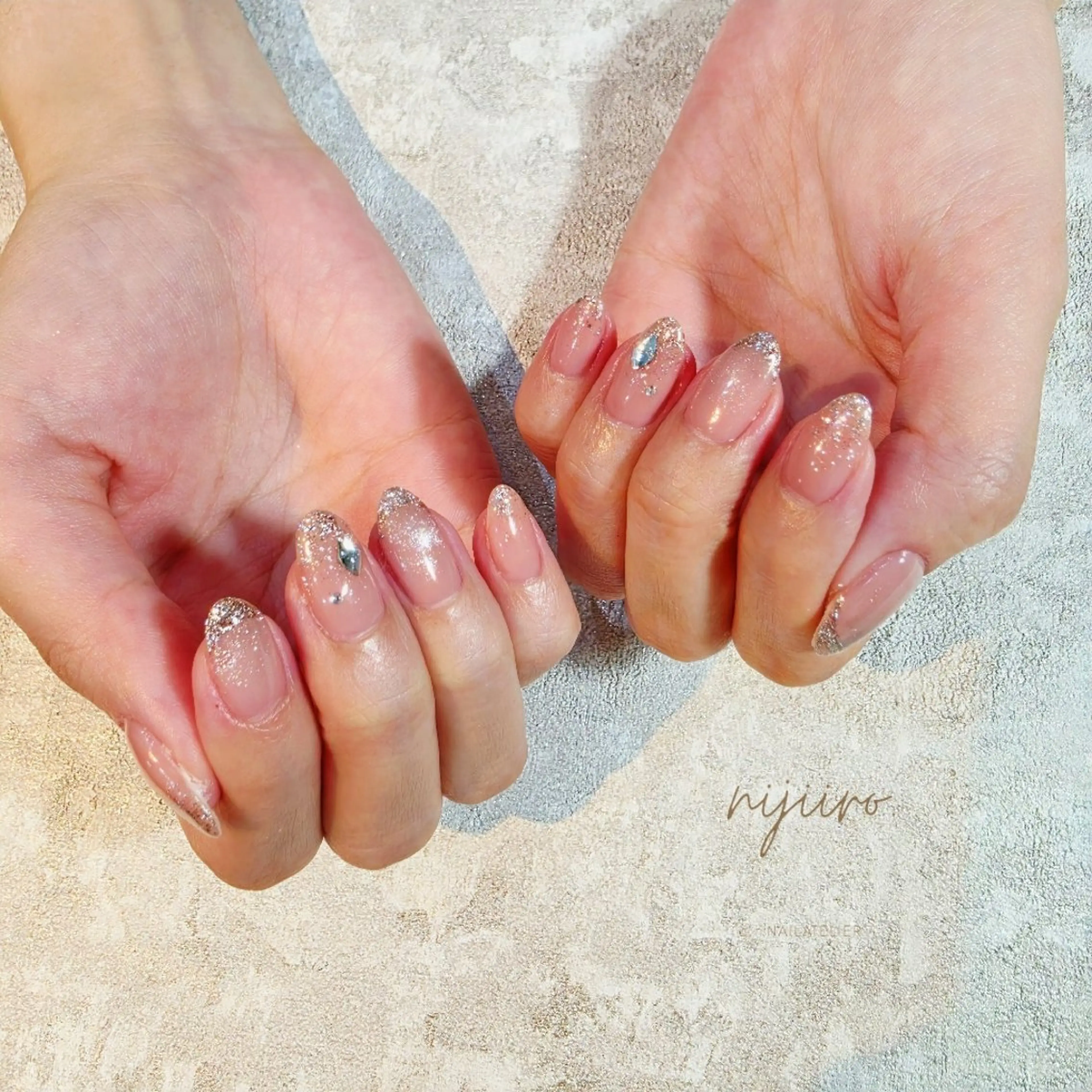 ネイル ハンドネイル nailatelier nijiiro.所属・nijiiro🌈 サトウのネイルデザイン