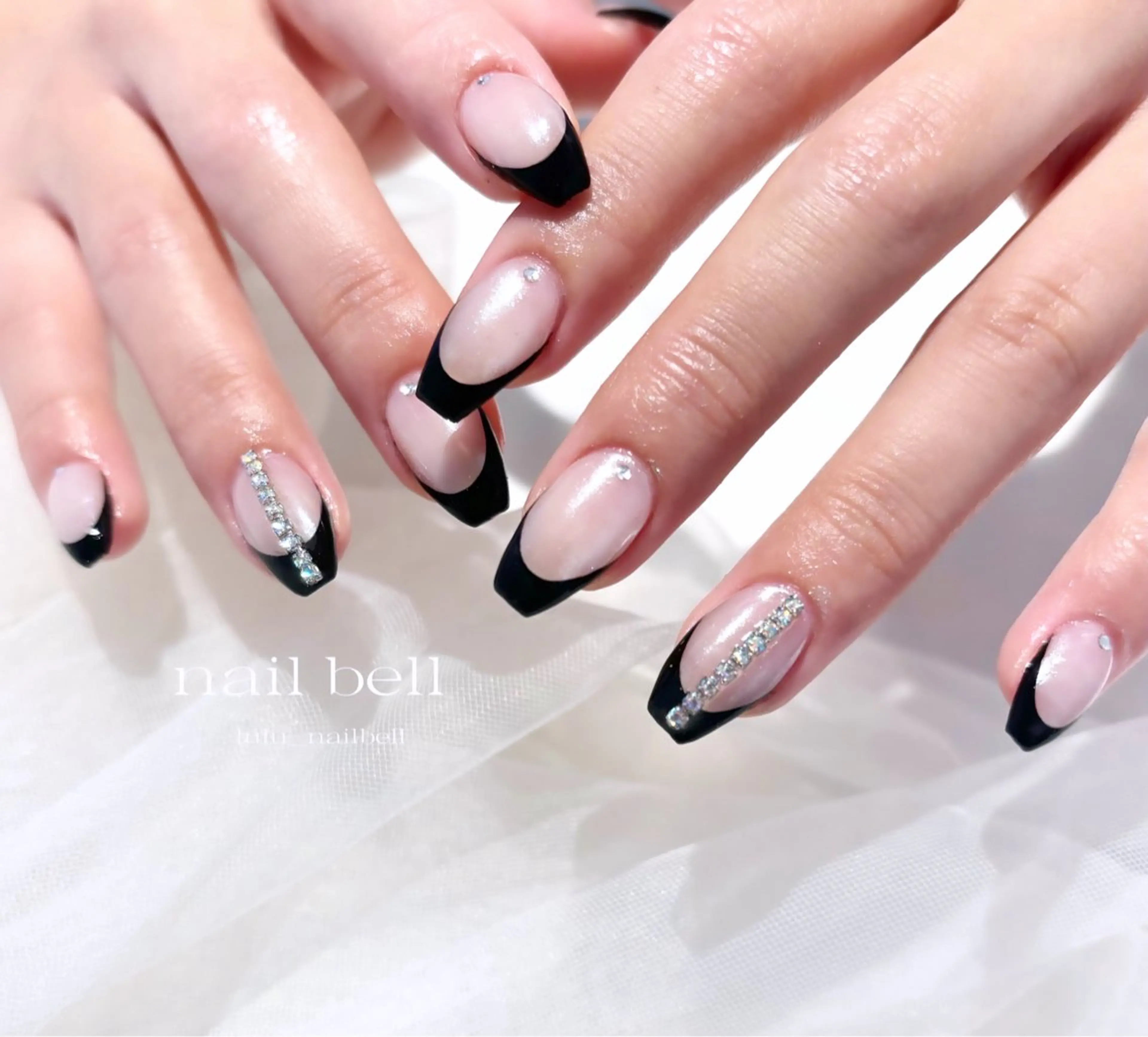 ネイル ハンドネイル 大人可愛いネイル🎗 Hinaのネイルデザイン