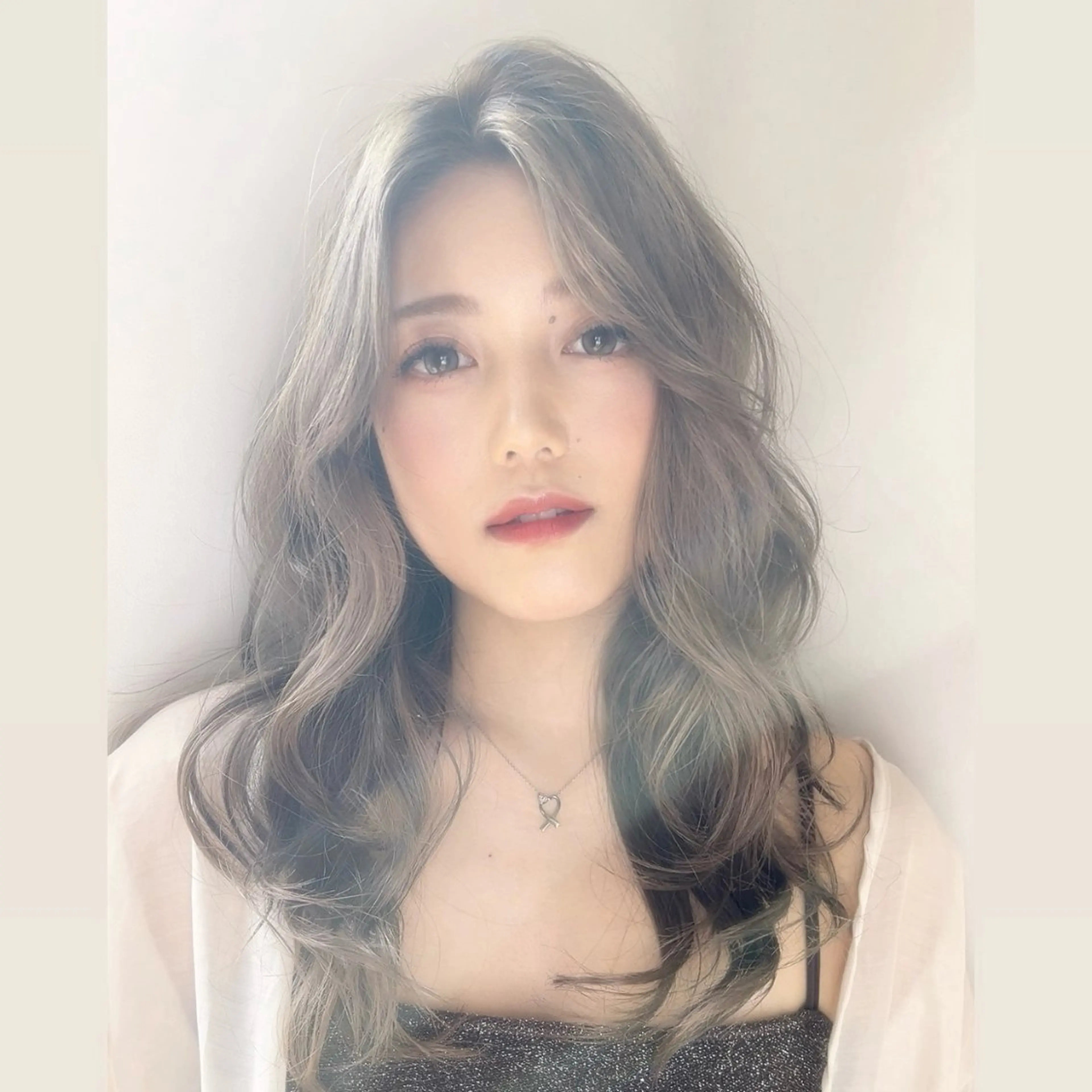 ロング カラー カット ヘアカラー トリートメント ミシェル /韓国ヘア🕊️のヘアスタイル