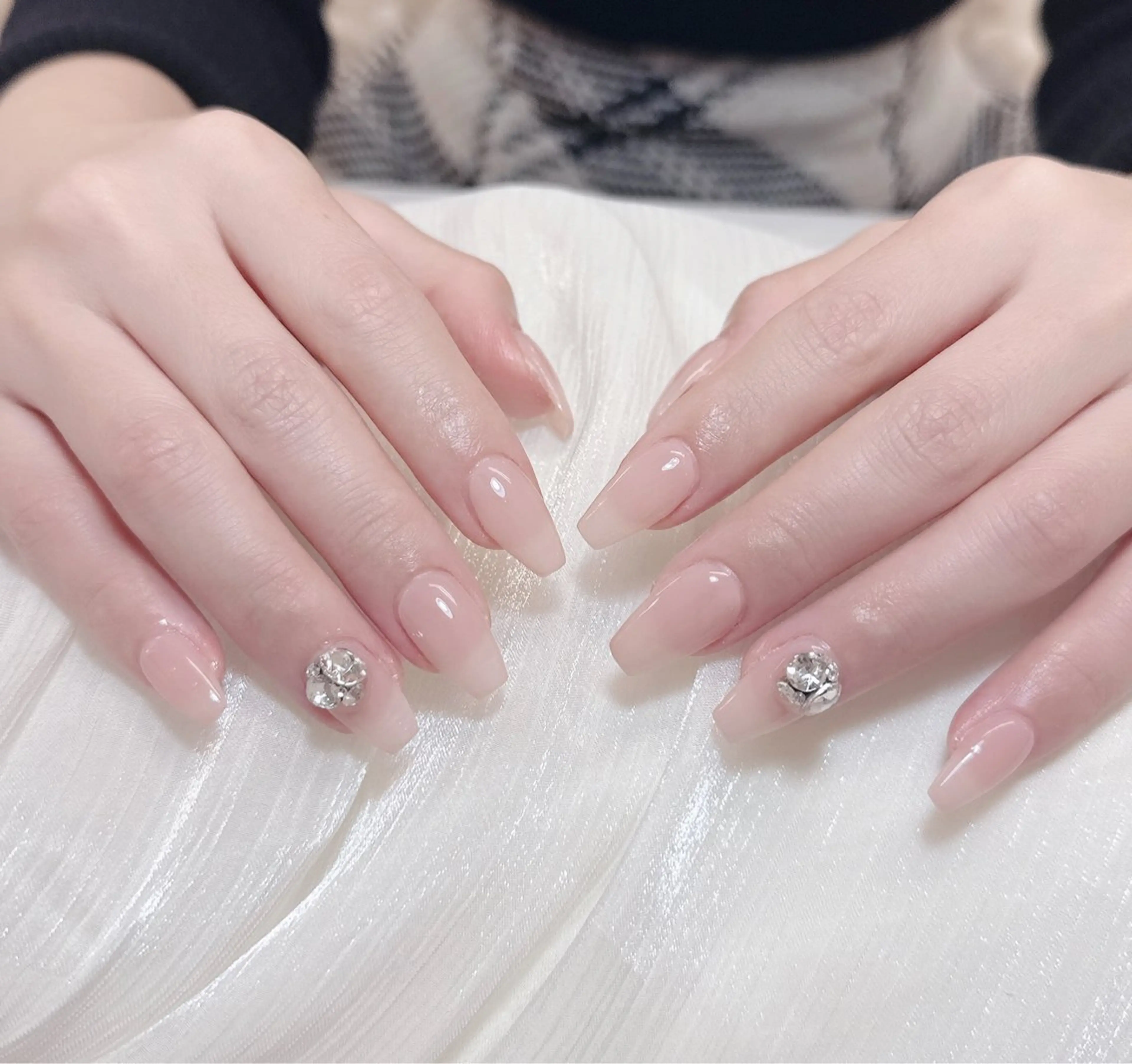 ネイル チークネイル フレンチネイル グラデーション キラキラネイル 韓国ネイル ハンドネイル 陳 rinaのネイルデザイン