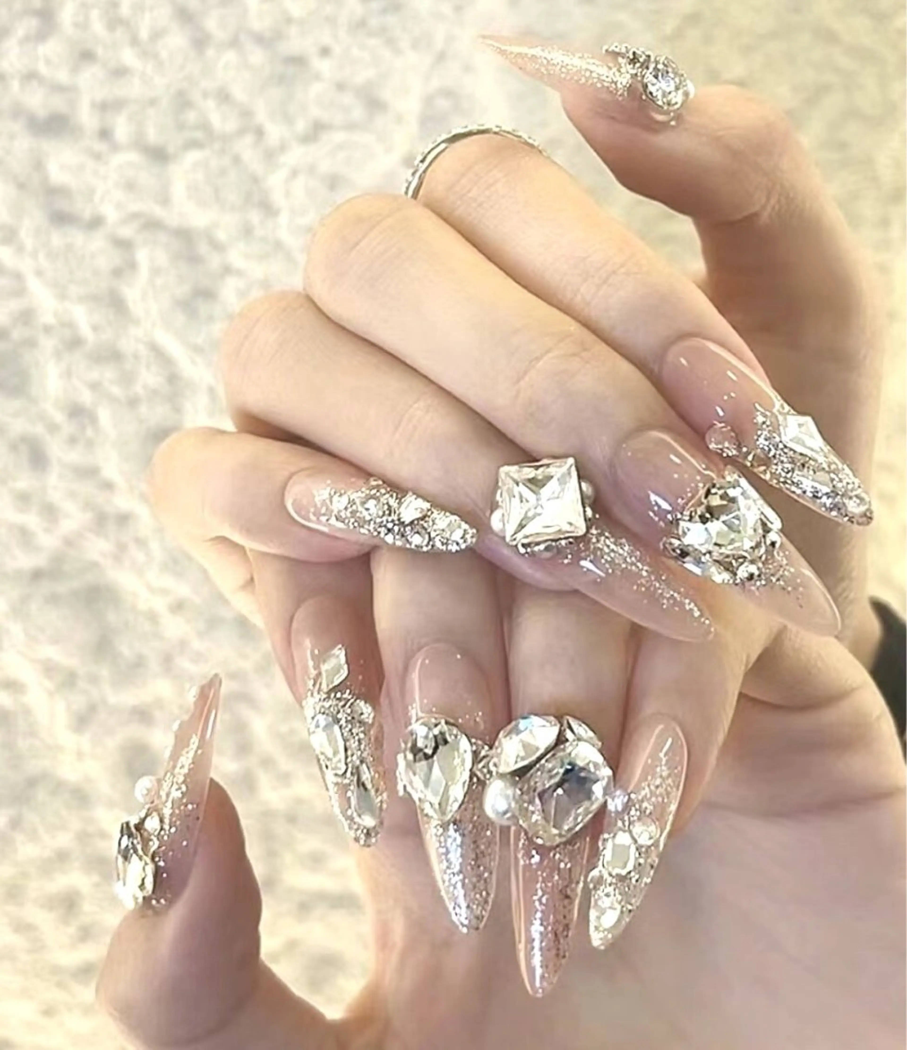 ネイル ハンドネイル Rili 🍀 リリ ネイル サロンのネイルデザイン