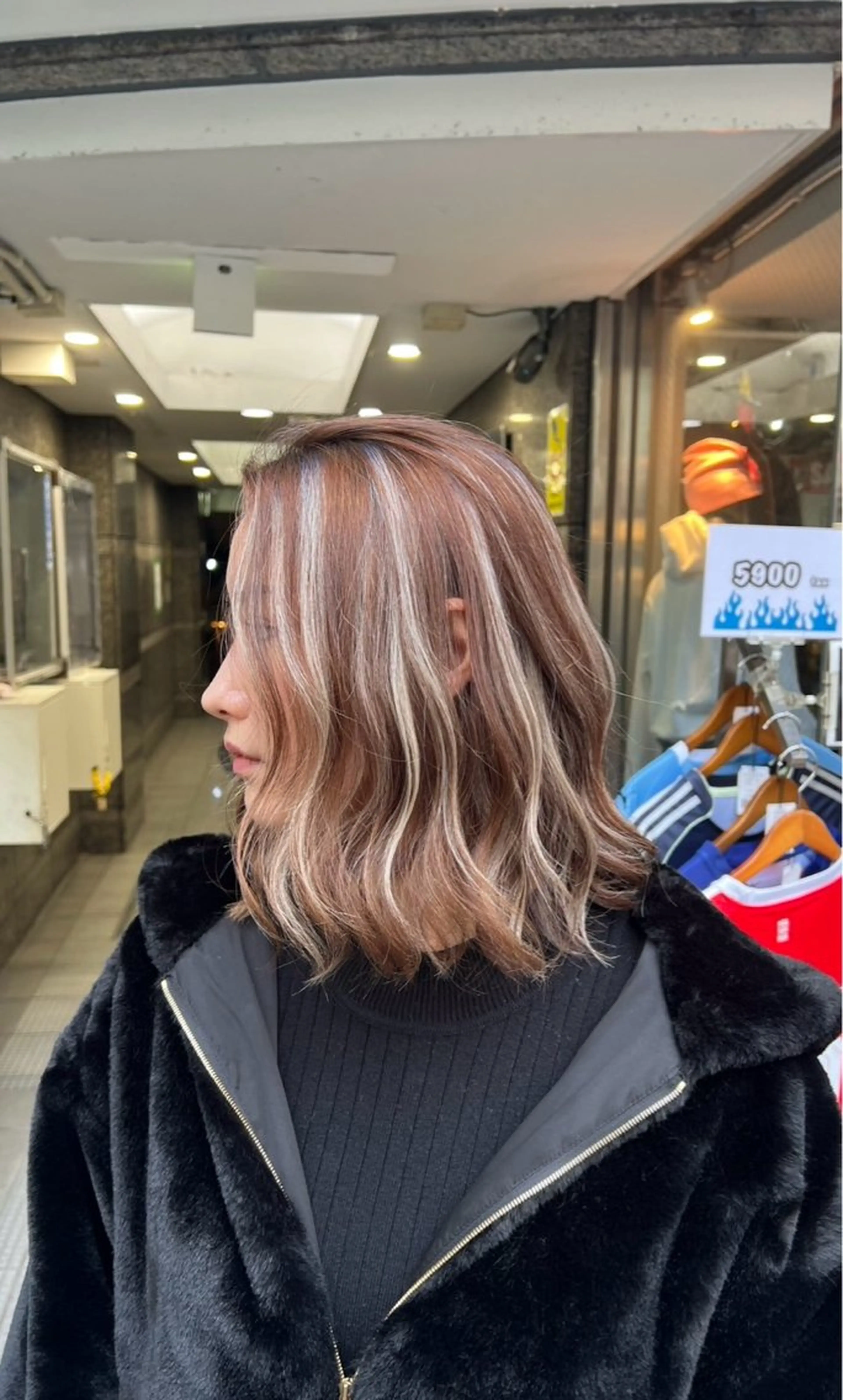 ショート カラー ベージュカラー ハイライトカラー ハイライト カット ヘアカラー トリートメント ROBIN所属・指名数No.1 /NAOYAのヘアスタイル