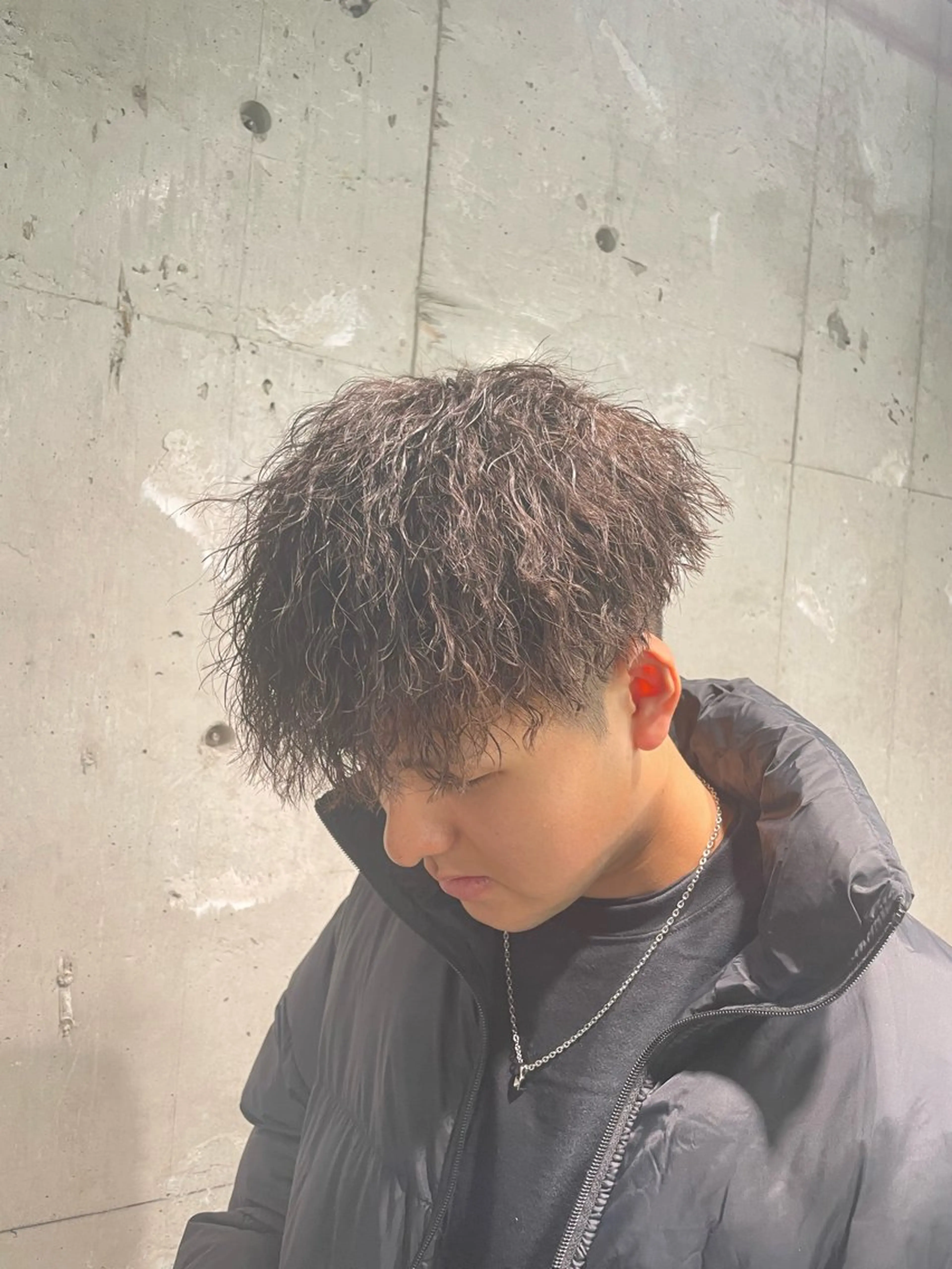 パーマ メンズ ヘアカラー トリートメント ヘアセット 艶髪/透明感🪽 DISCO🪽のヘアスタイル