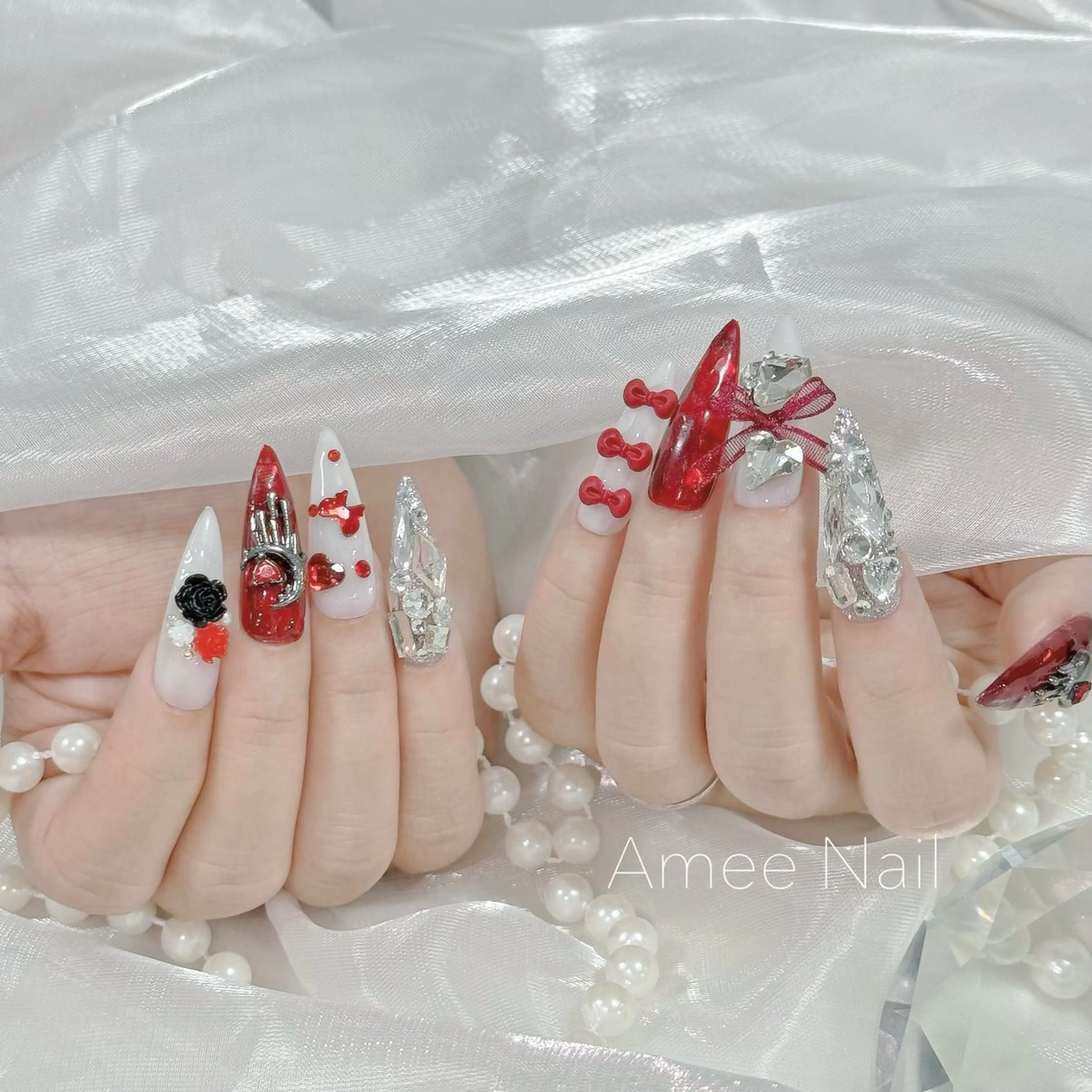 ネイル オーロラネイル クリアネイル フラッシュネイル ジェルネイル グラデーション ハンドネイル Amee Nail Salonのネイルデザイン