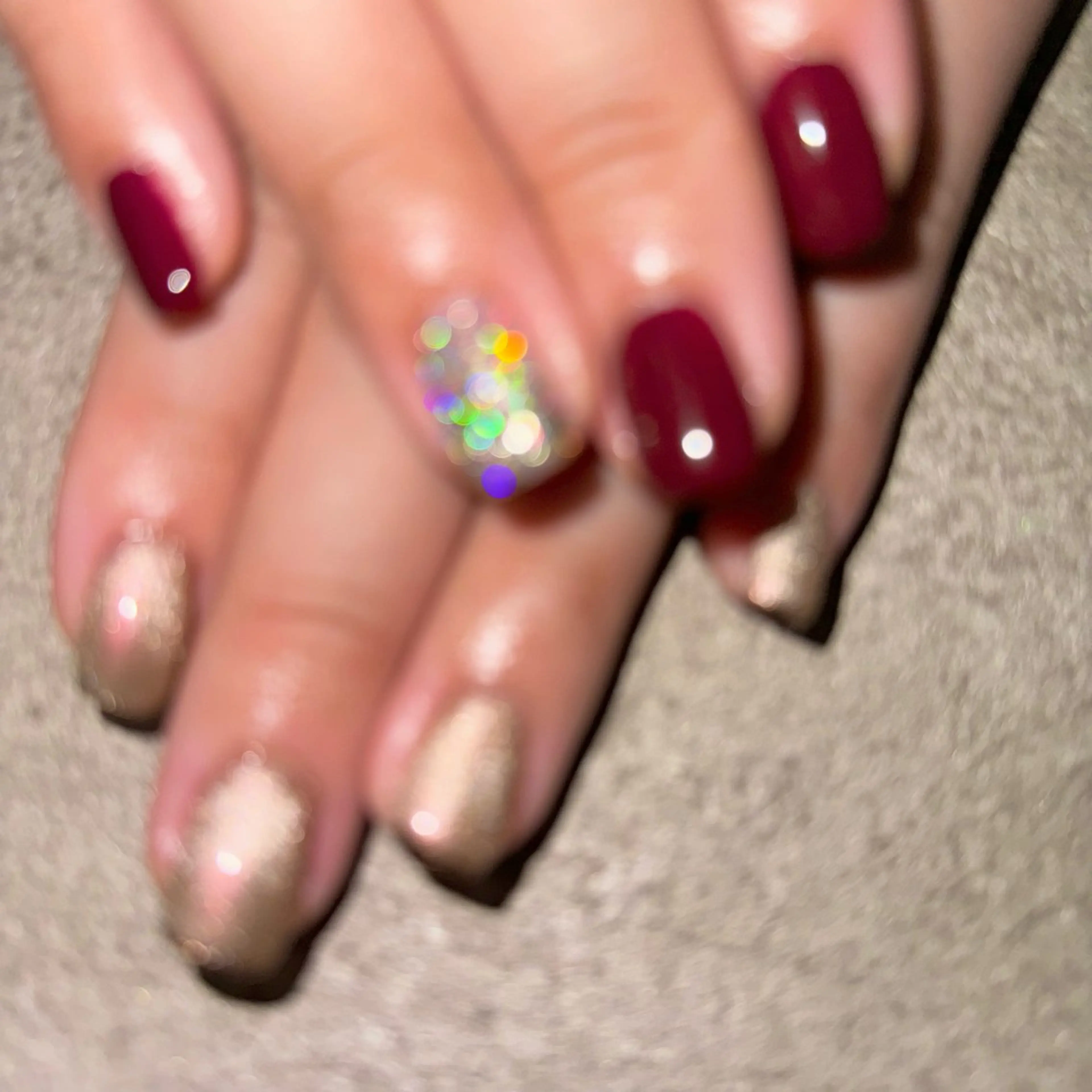 ネイル ボルドー フラッシュネイル ラメ(グリッター) マグネットネイル ミラーネイル Nail Sant Esperanza by SALON DE やす所属・Sant Esperanzaのネイルデザイン