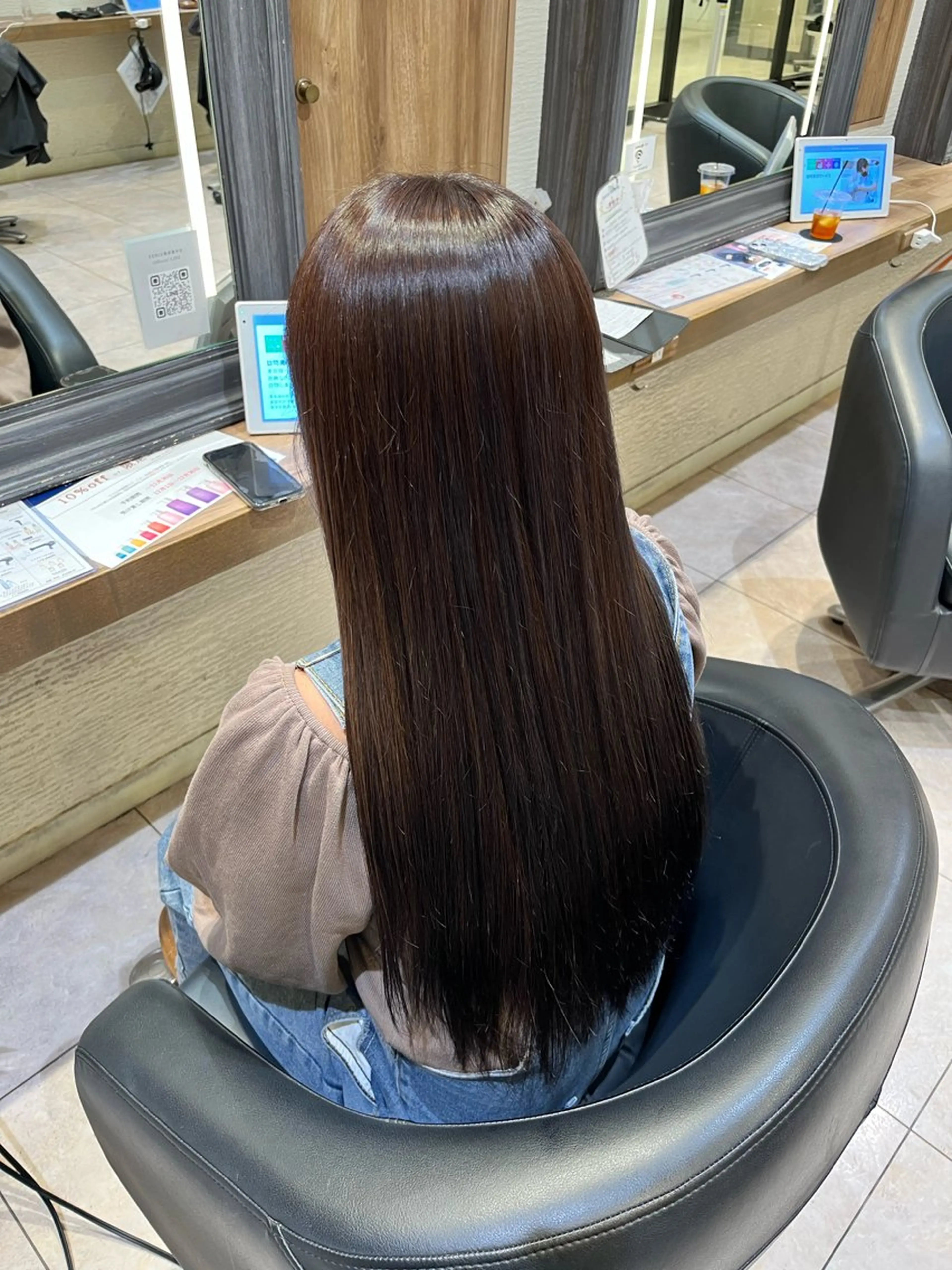 ロング アッシュ ハイライト ヘアカラー ハイトーン／アレンジ 🩵NANAMIのヘアスタイル