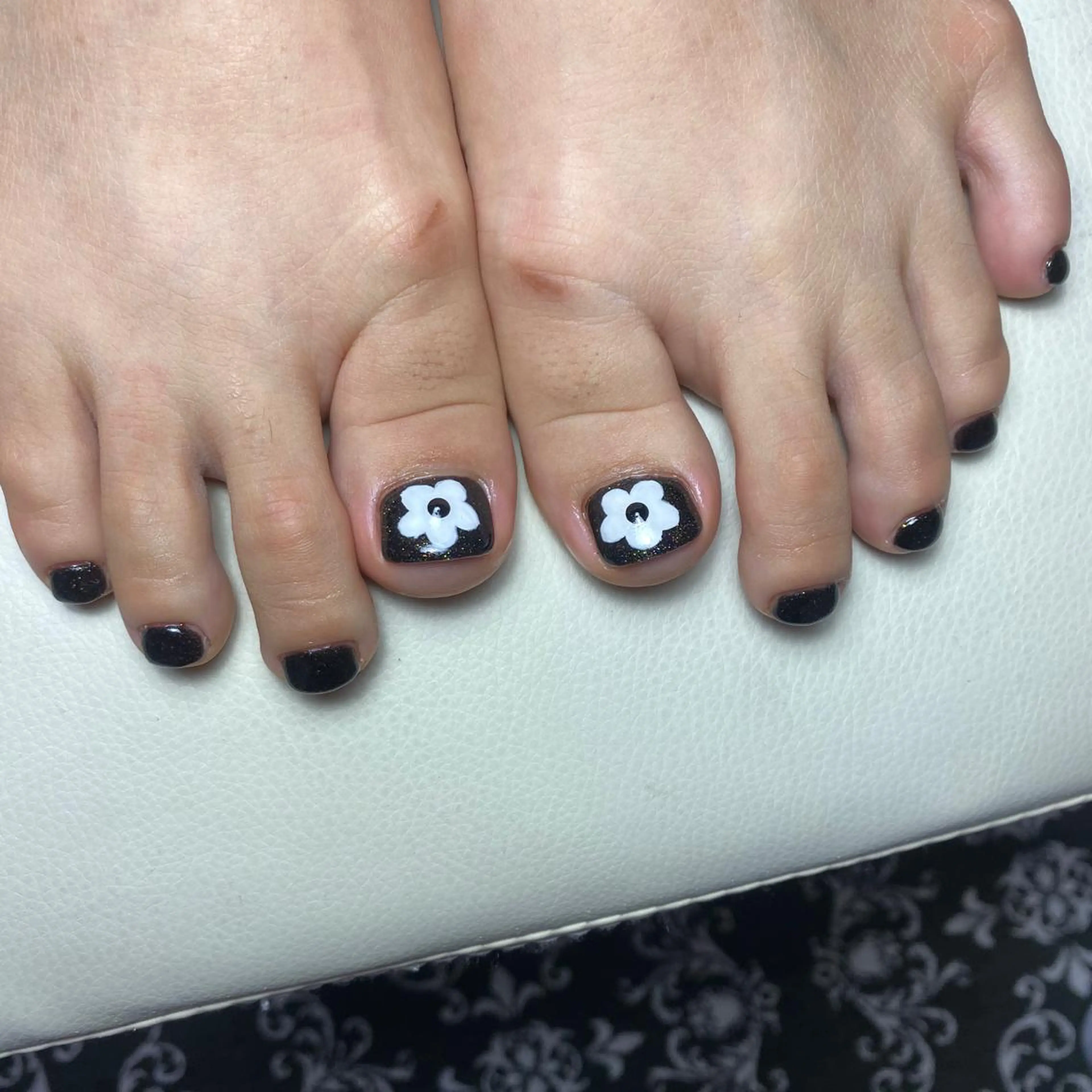 ネイル フラワーネイル フットネイル フットネイル COCO+所属・COCO +のエステ・リラクイメージ