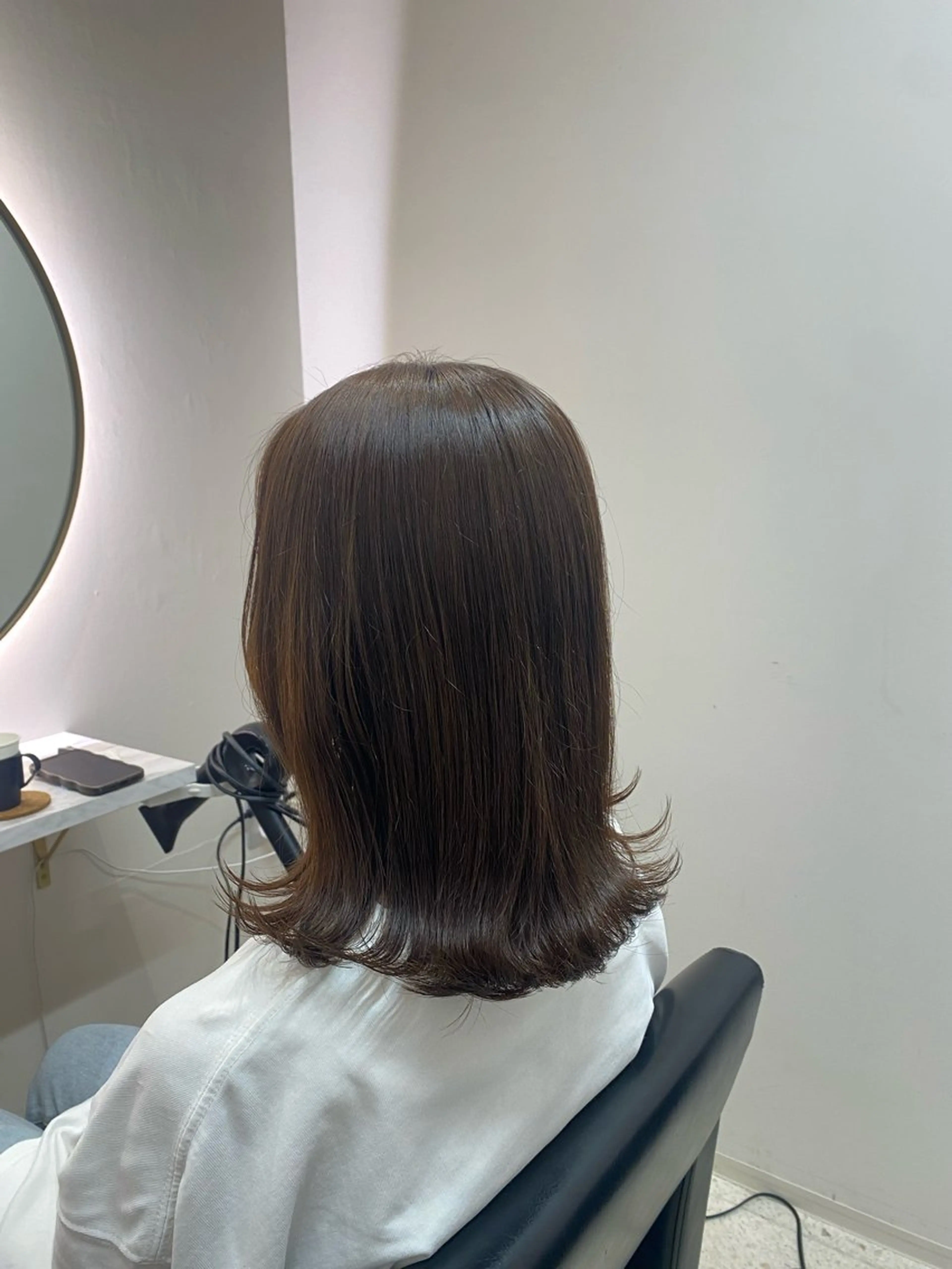 ミディアム カラー アッシュ アッシュブラウン ブラウンカラー カット ヘアカラー 韓国🇰🇷艶髪 ケアカラーSHURIのヘアスタイル