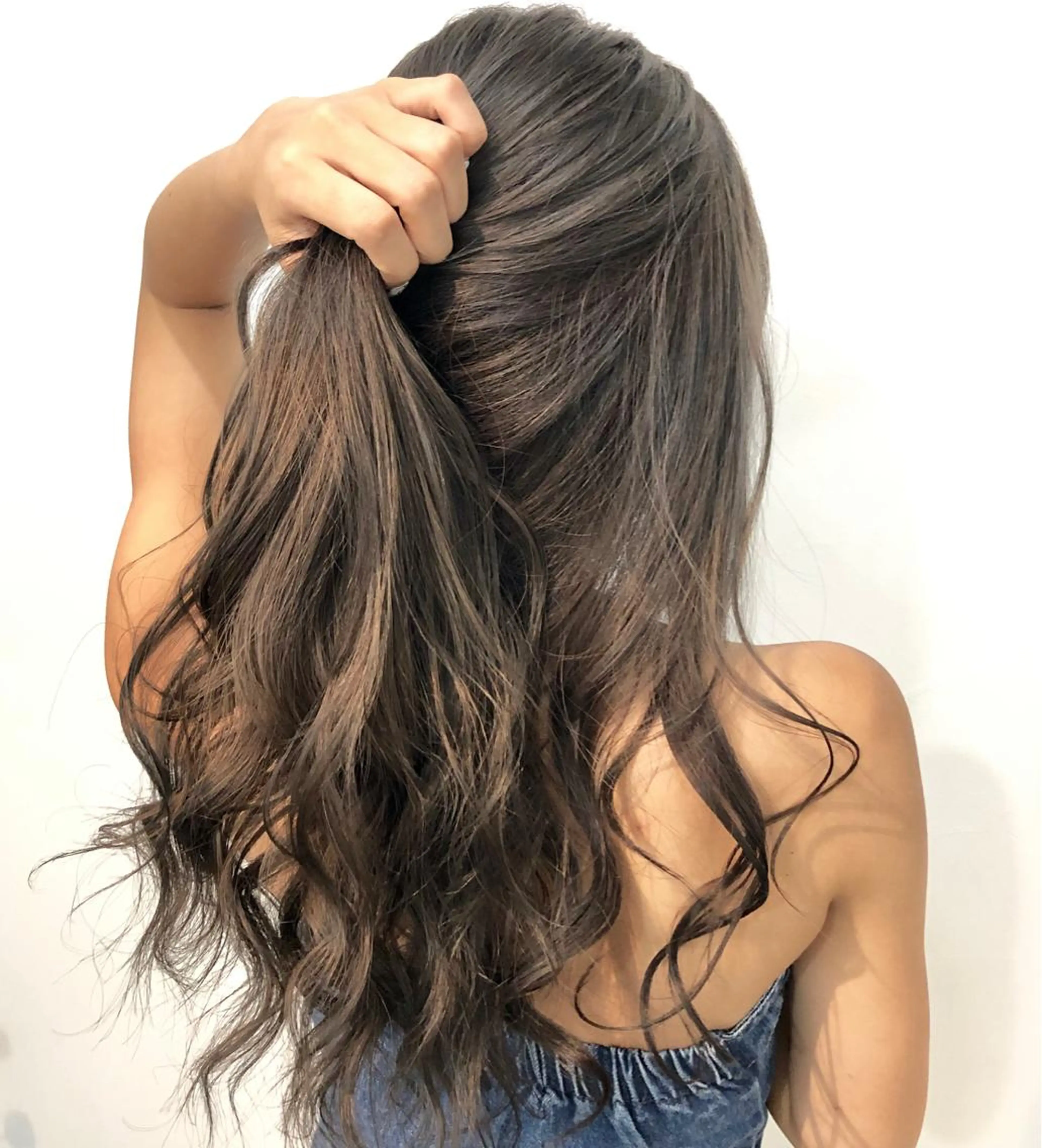 ロング カラー ベージュカラー ミルクティーベージュ 最高峰の技術力☆ 樋口健人のヘアスタイル