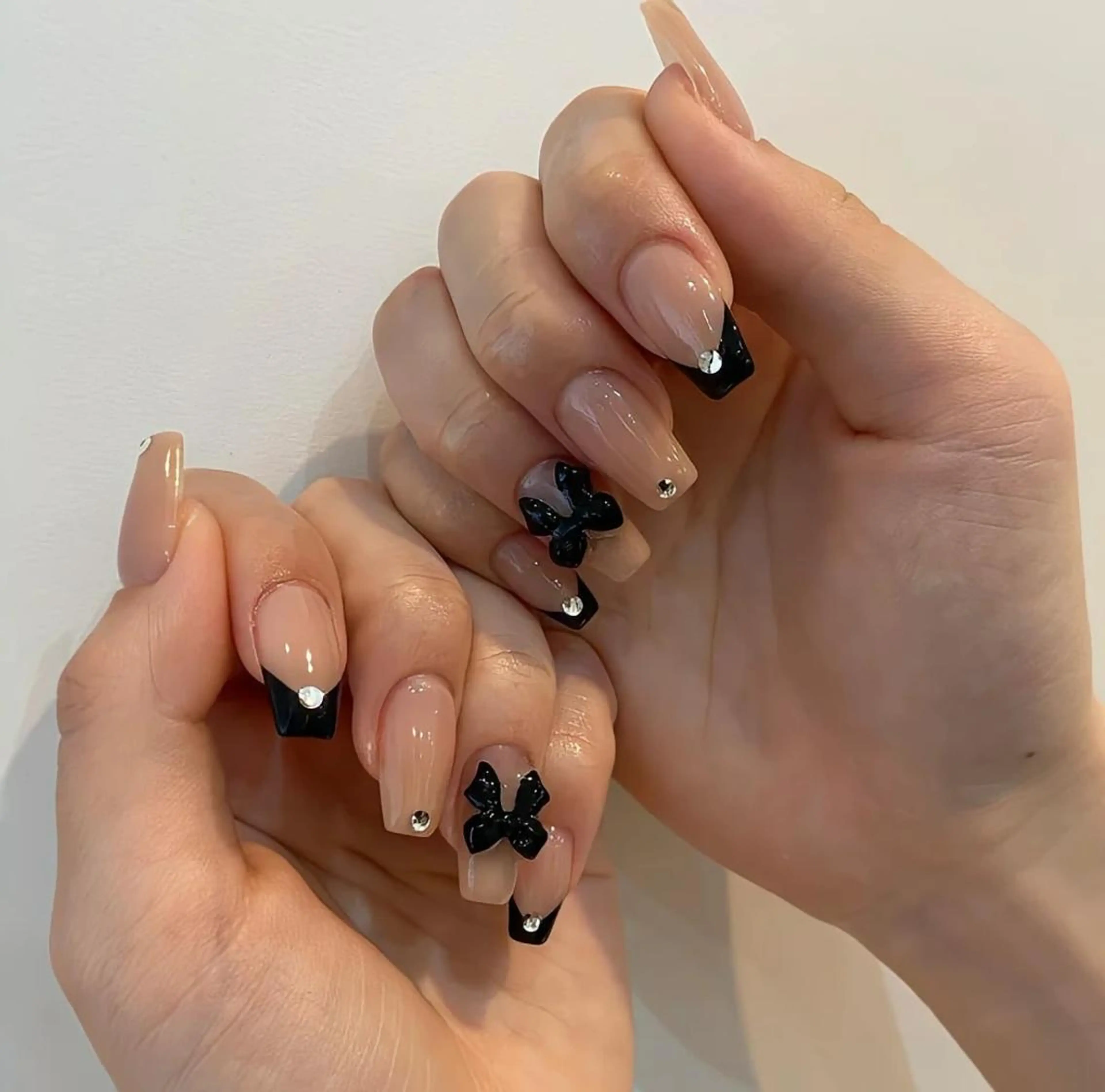 ネイル Queens テイのネイルデザイン