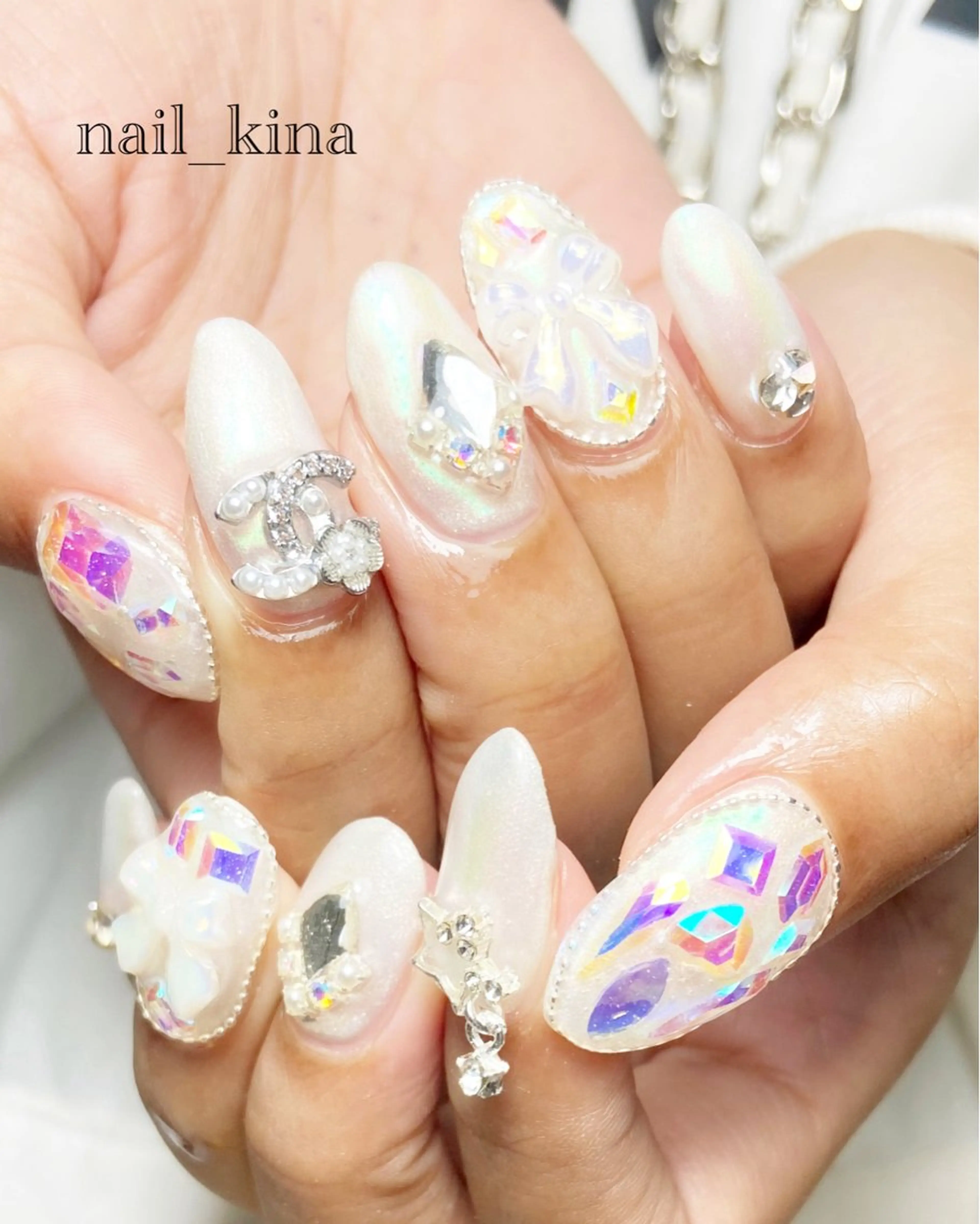 ネイル オーロラネイル 長さ出し ワンホンネイル nail_ kinaのネイルデザイン