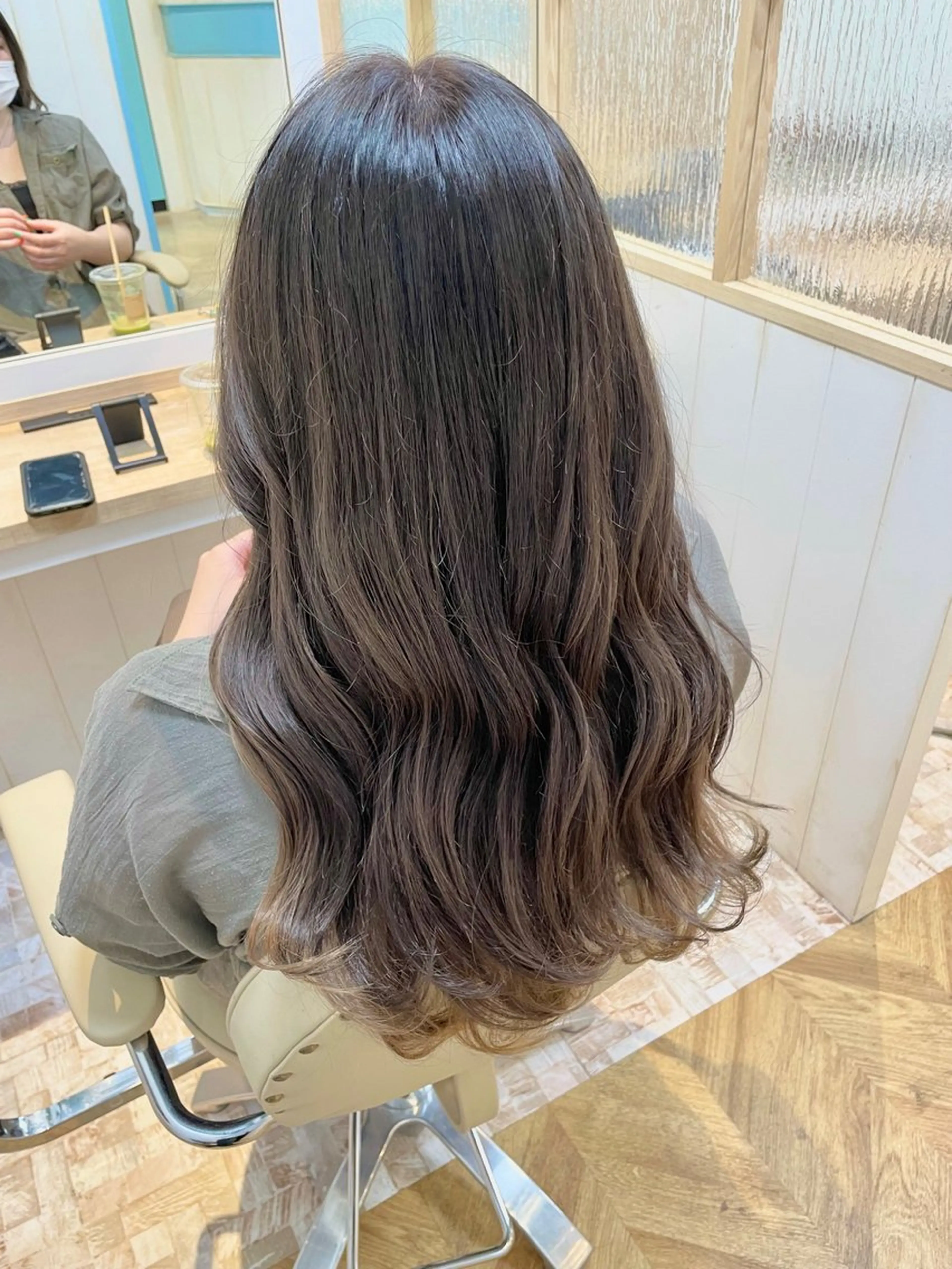 ロング カラー 縮毛矯正×髪質改善 カラー×クロスパーマのヘアスタイル