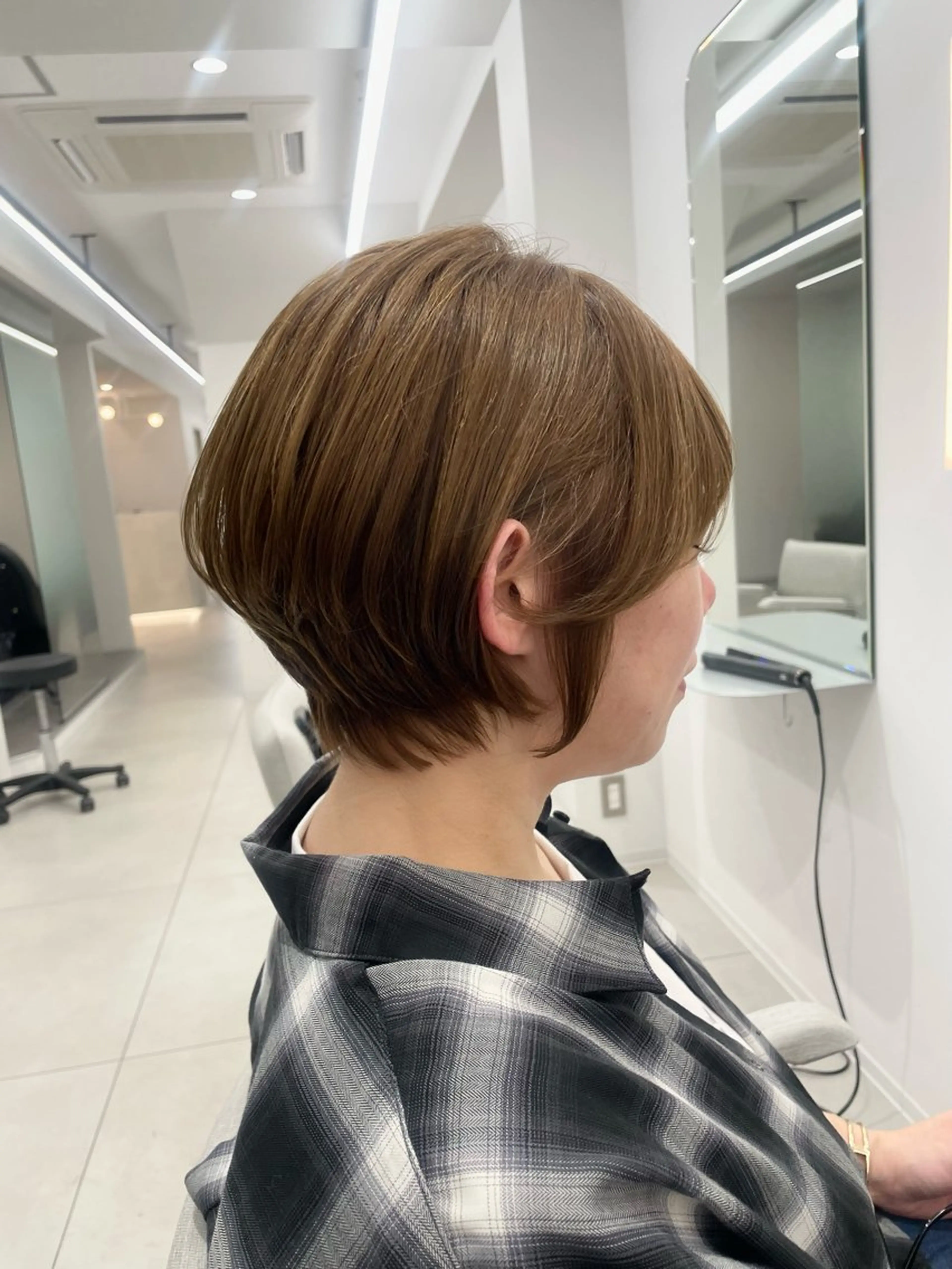 ショート カット ヘアカラー トリートメント ヘアセット 🦋顔周りカット/レ イヤー/ユリ🦋のヘアスタイル