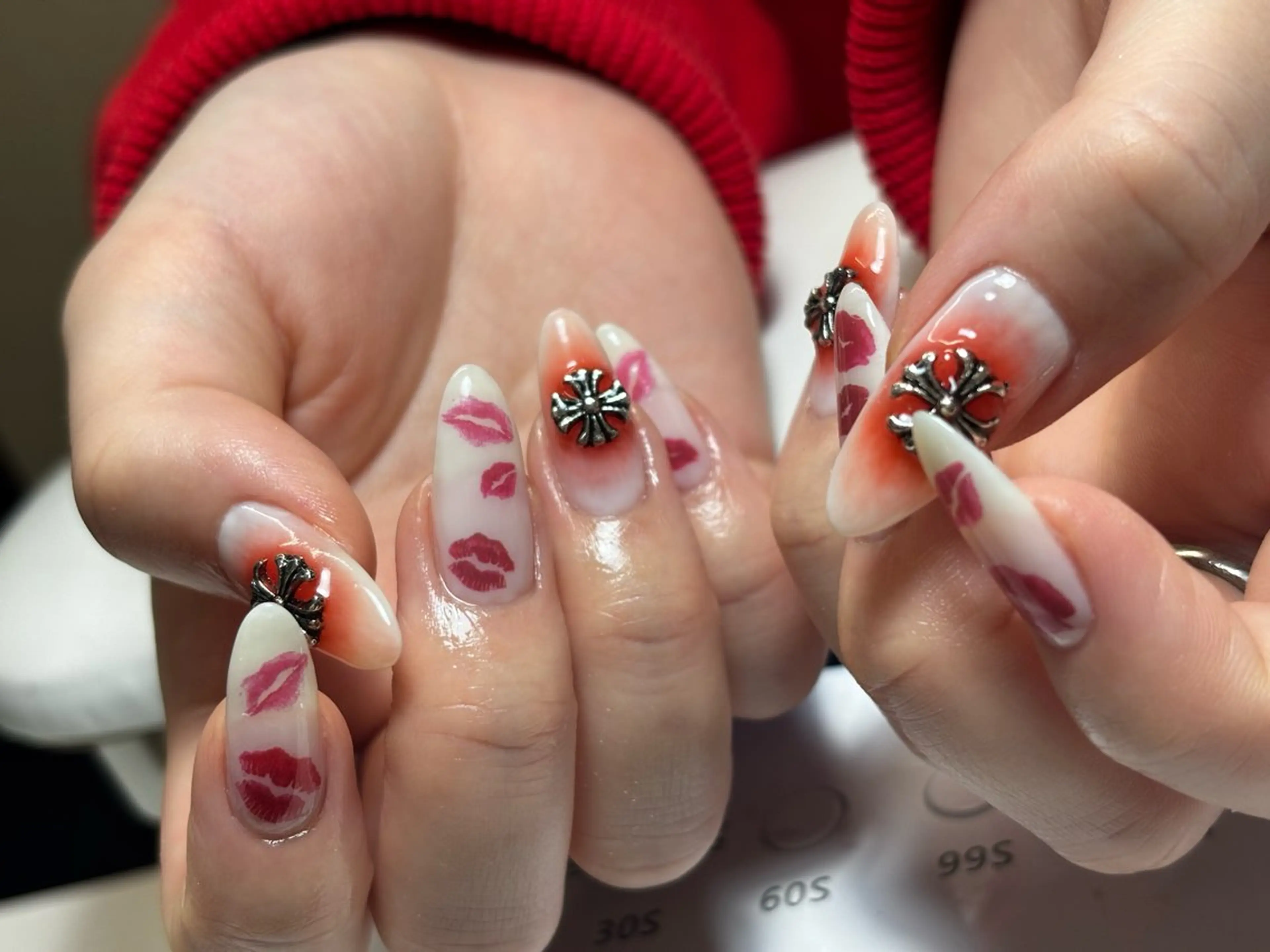 ネイル Nail&Eyelash epa 仙台駅前店所属・さとう のぞみのネイルデザイン