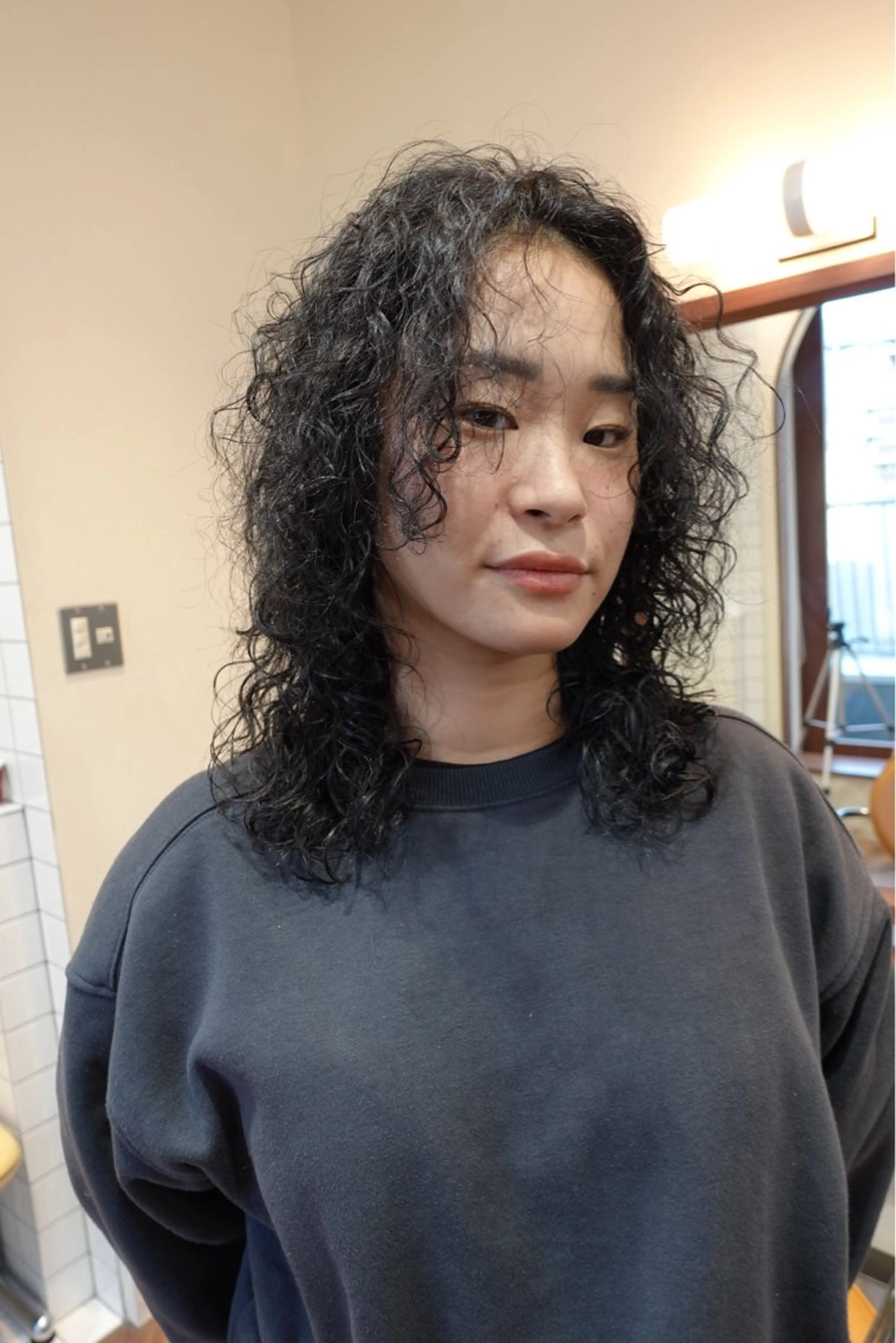 ミディアム カラー パーマ カット パーマ ボブパーマ/パーマ ウルフパーマのヘアスタイル