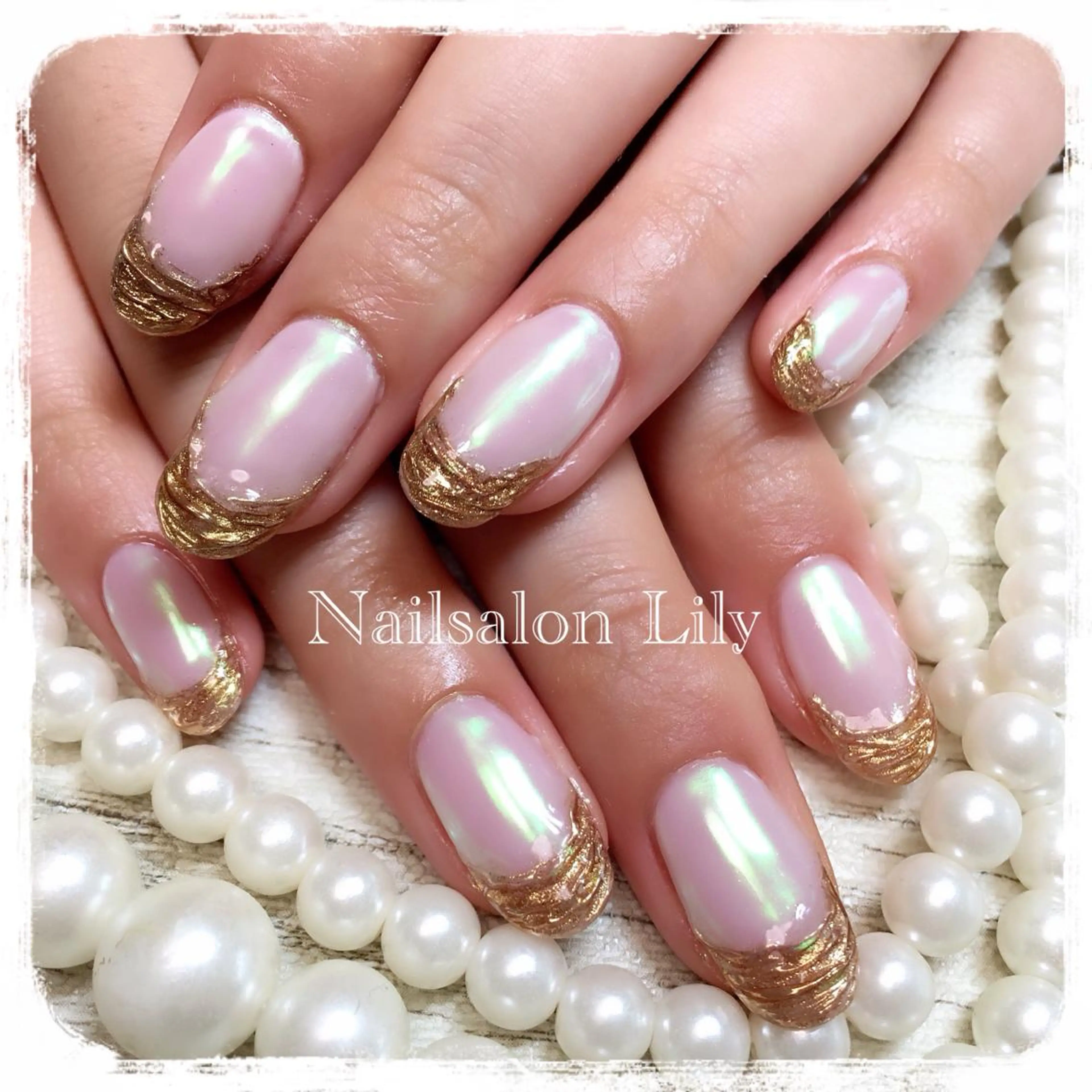 ネイル フレンチネイル ミラーネイル Nailsalon Lilyのネイルデザイン