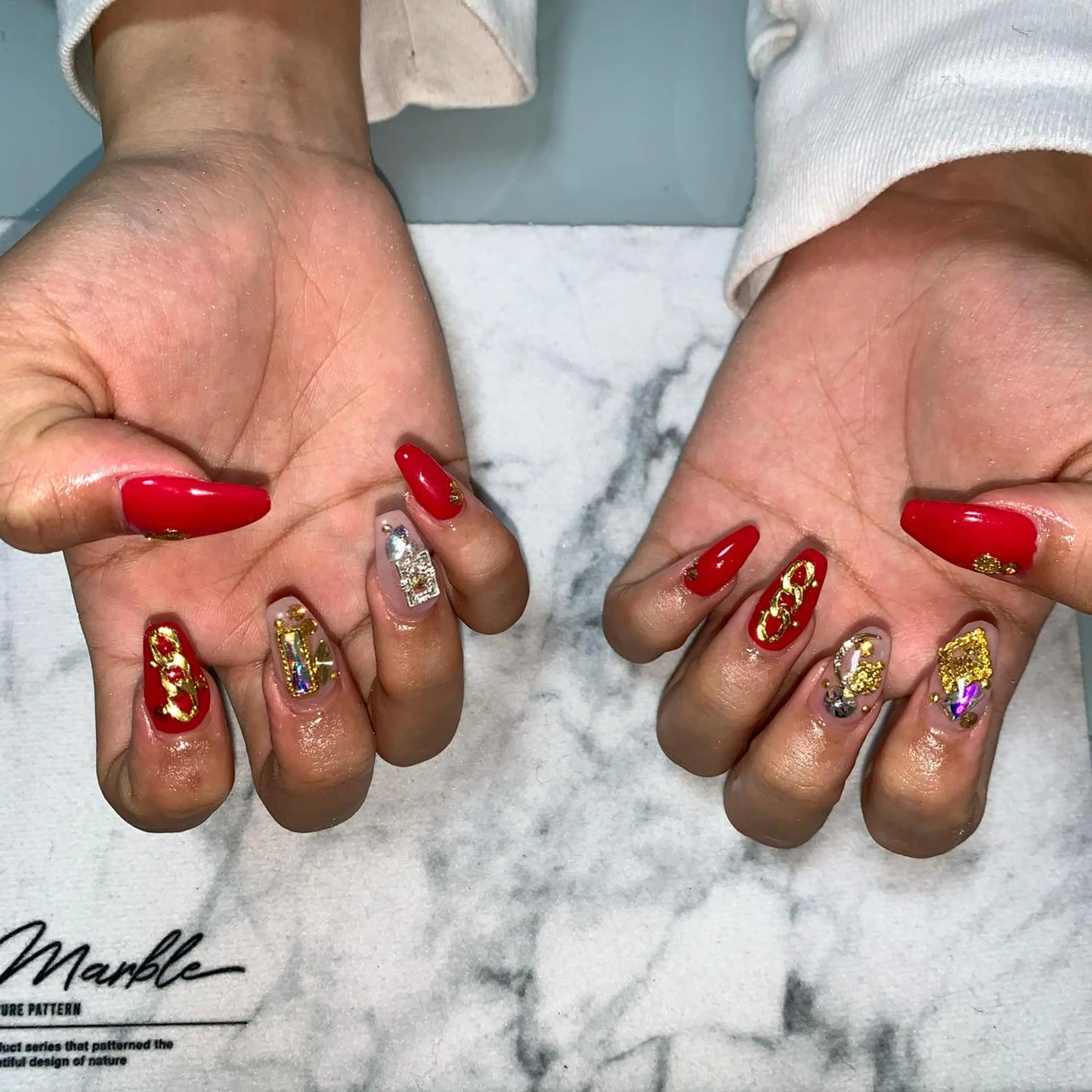 ネイル 成人式 🌙🫧CHARME (RUKA)🦋🫧のネイルデザイン